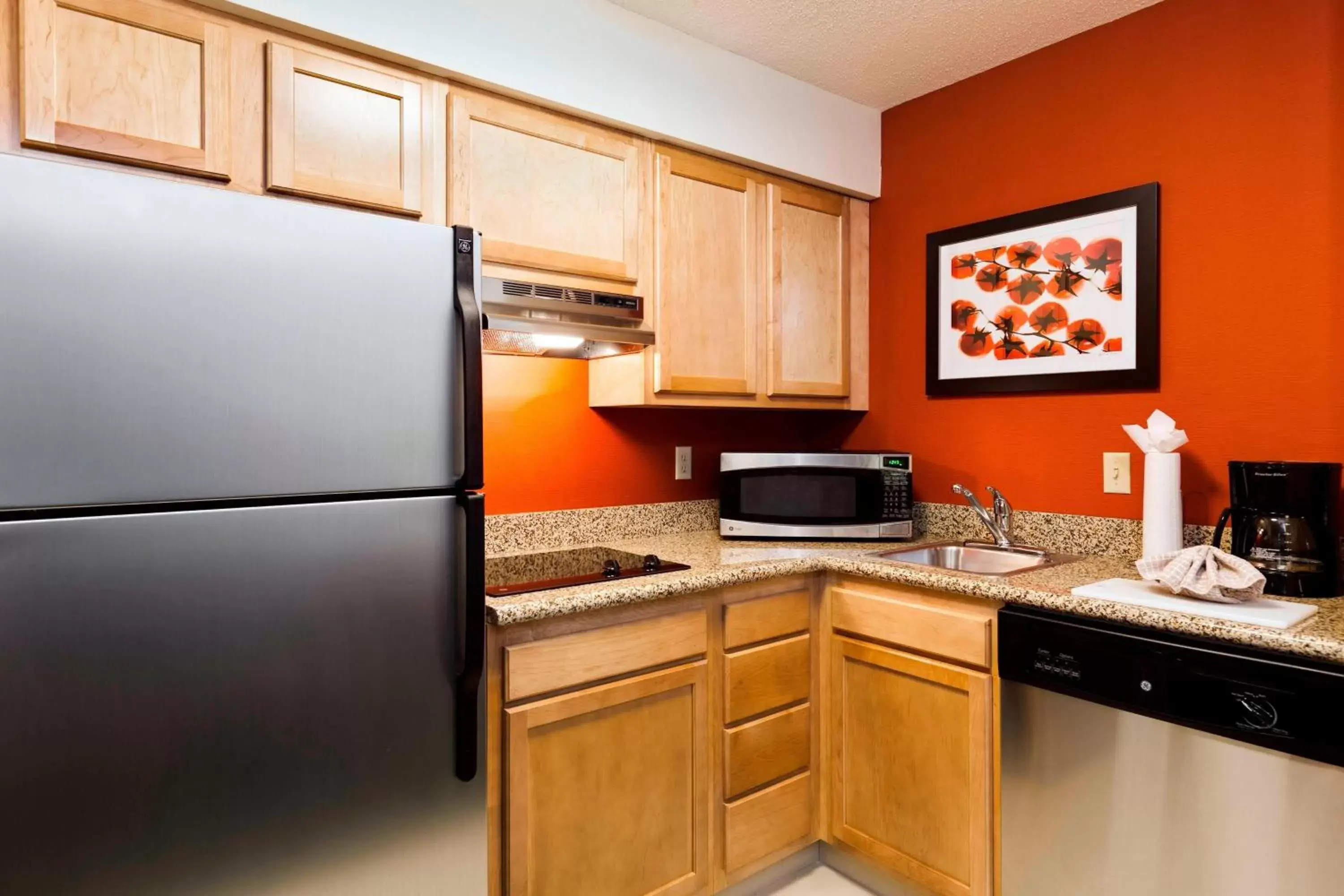 Kitchen or kitchenette, Kitchen/Kitchenette in Residence Inn Indianapolis Fishers