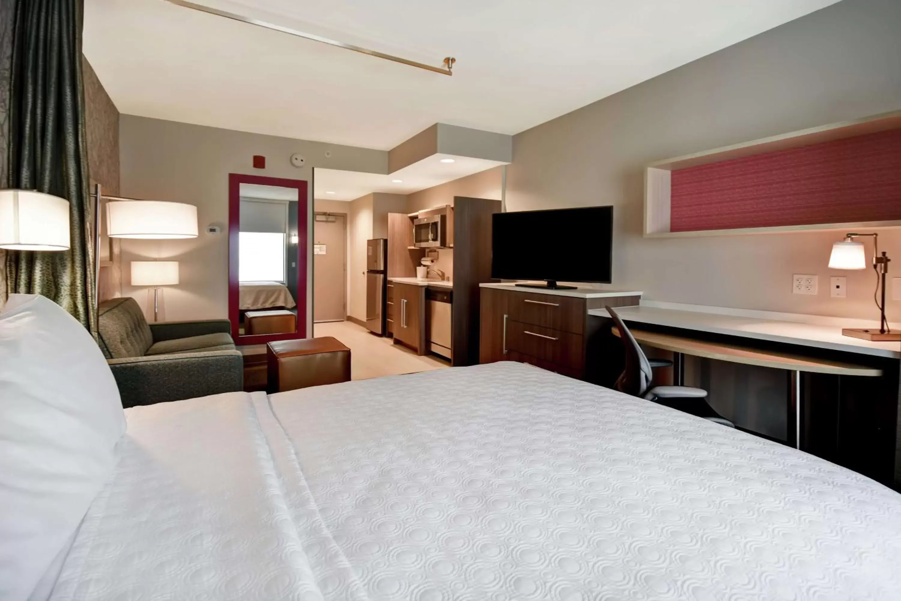 Bedroom in Home2 Suites By Hilton Eagan Minneapolis