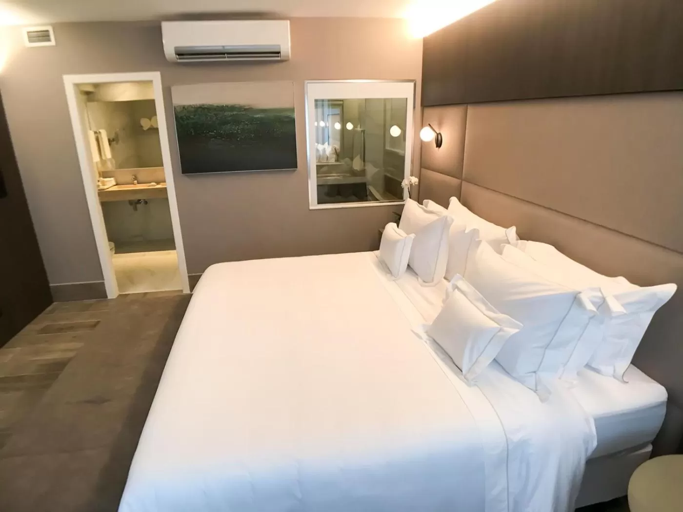 Bed in Radisson Blu Belo Horizonte Savassi