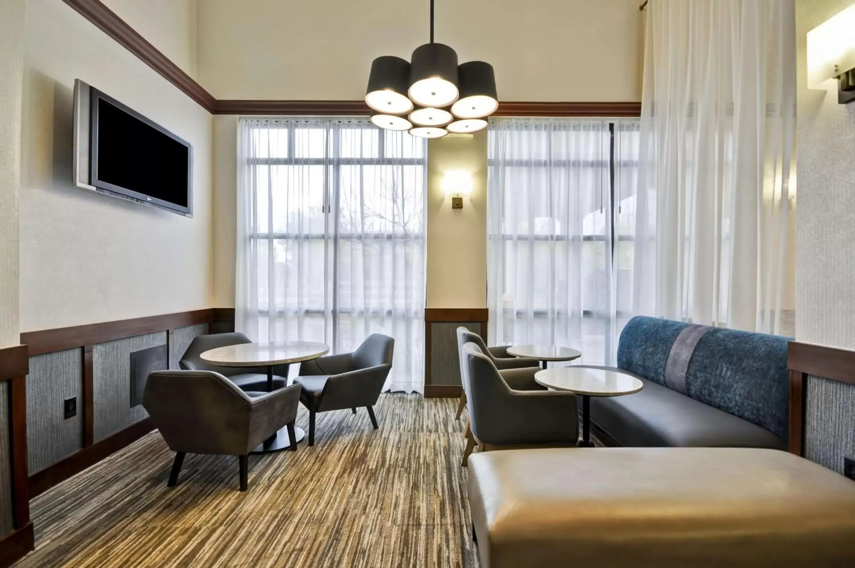 Lobby or reception, Lounge/Bar in Hyatt Place Albuquerque Uptown