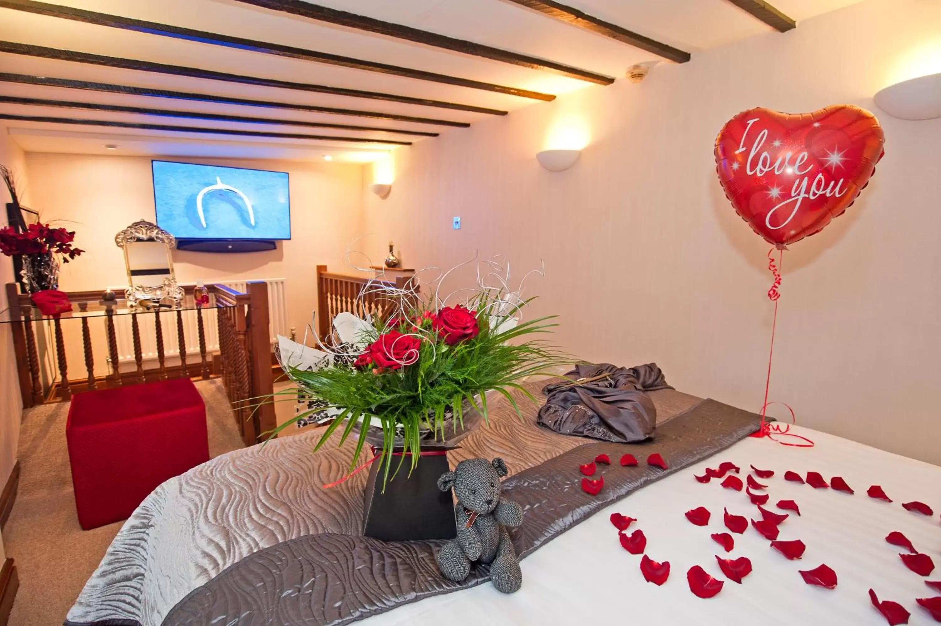 Bedroom, Seating Area in Windermere Boutique Hotel