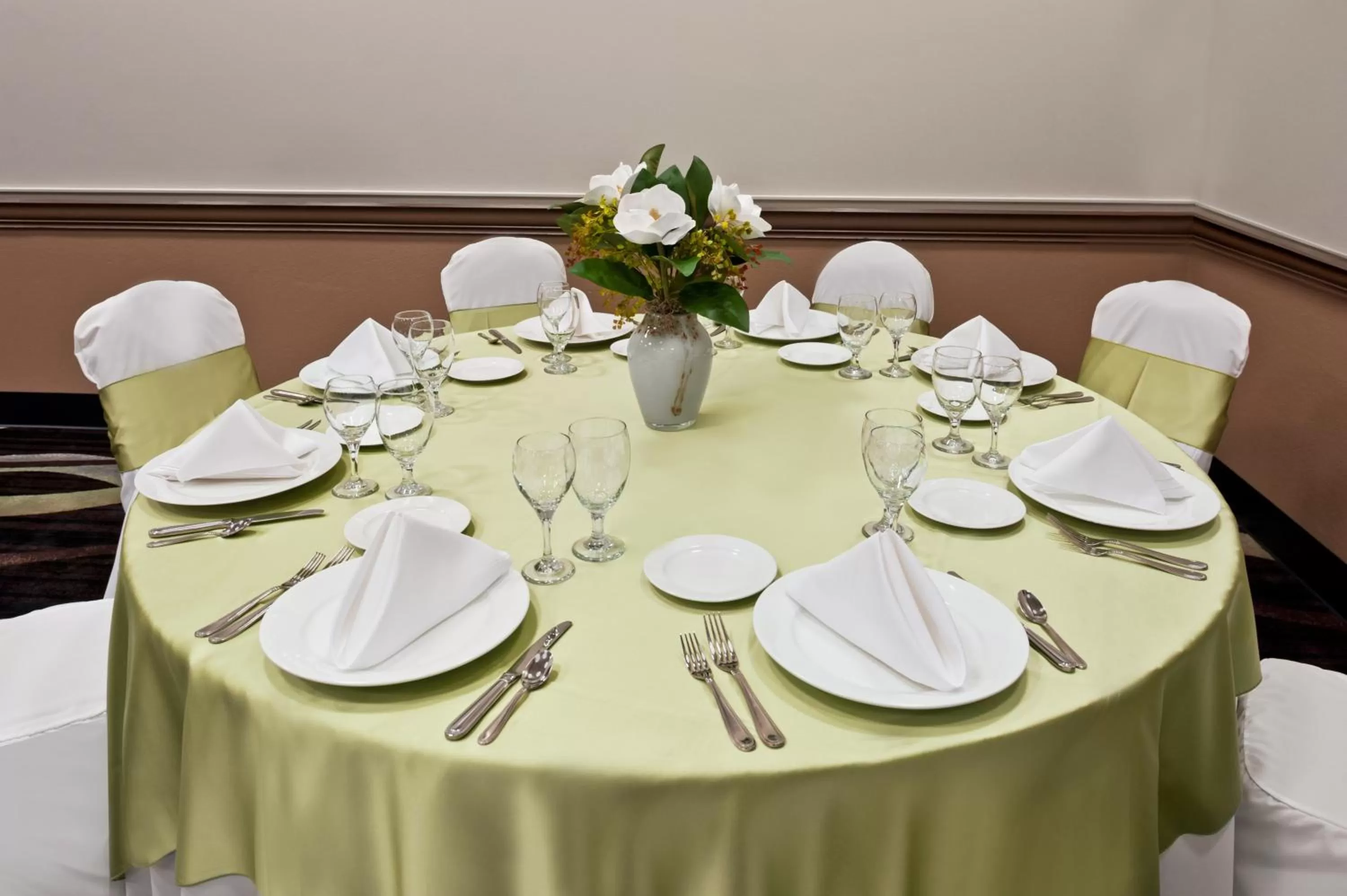 Banquet/Function facilities in Wingate by Wyndham and Williamson Conference Center