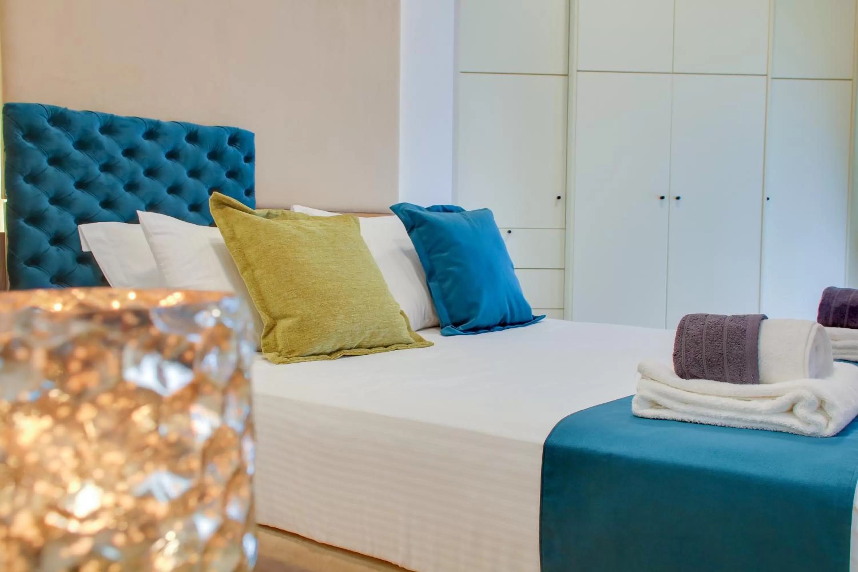 Bed in AthINN Residence