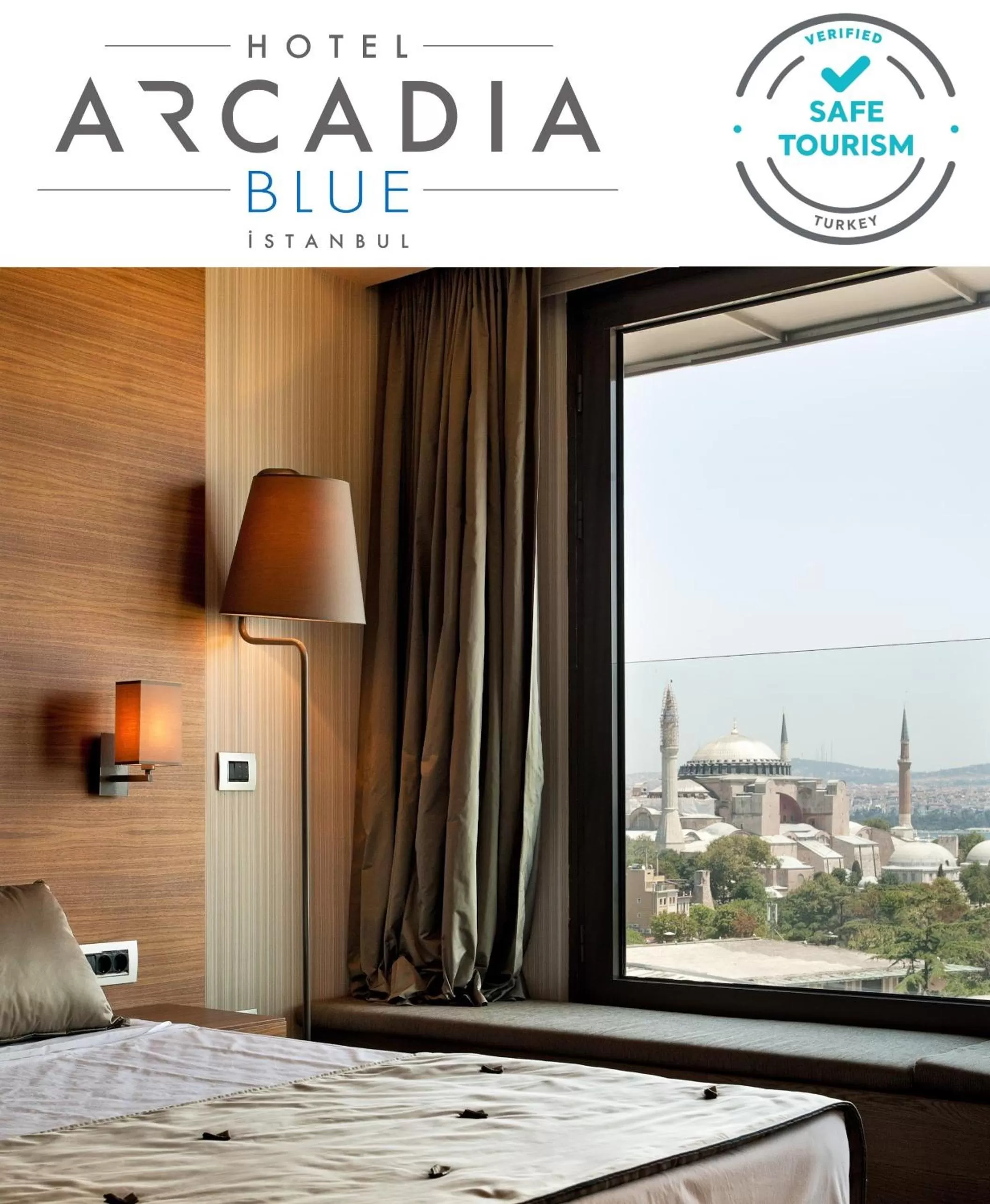 Sea view, Bed in Hotel Arcadia Blue Istanbul