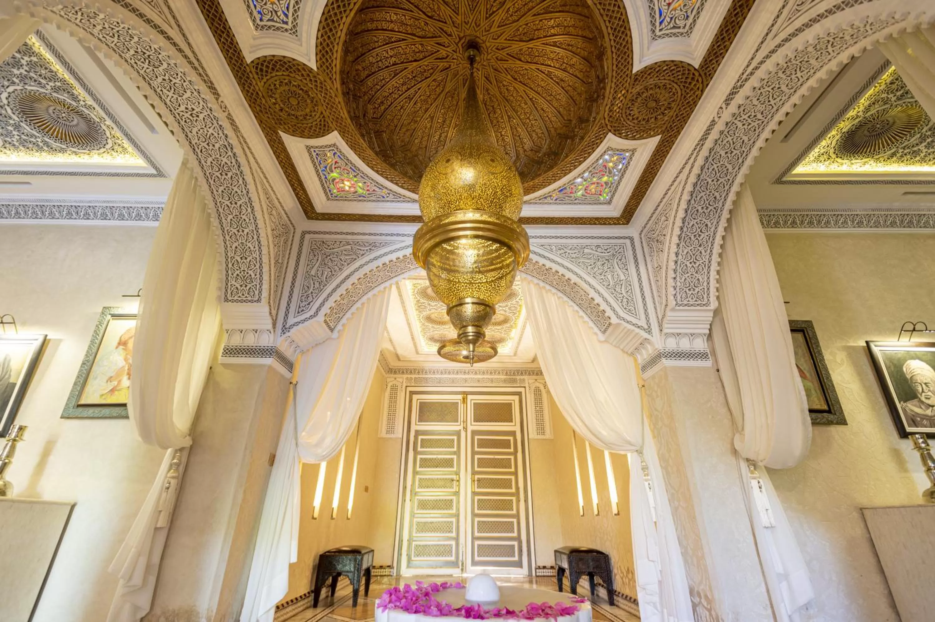 Decorative detail in Maria Towers , Palais Table d'hôtes & SPA