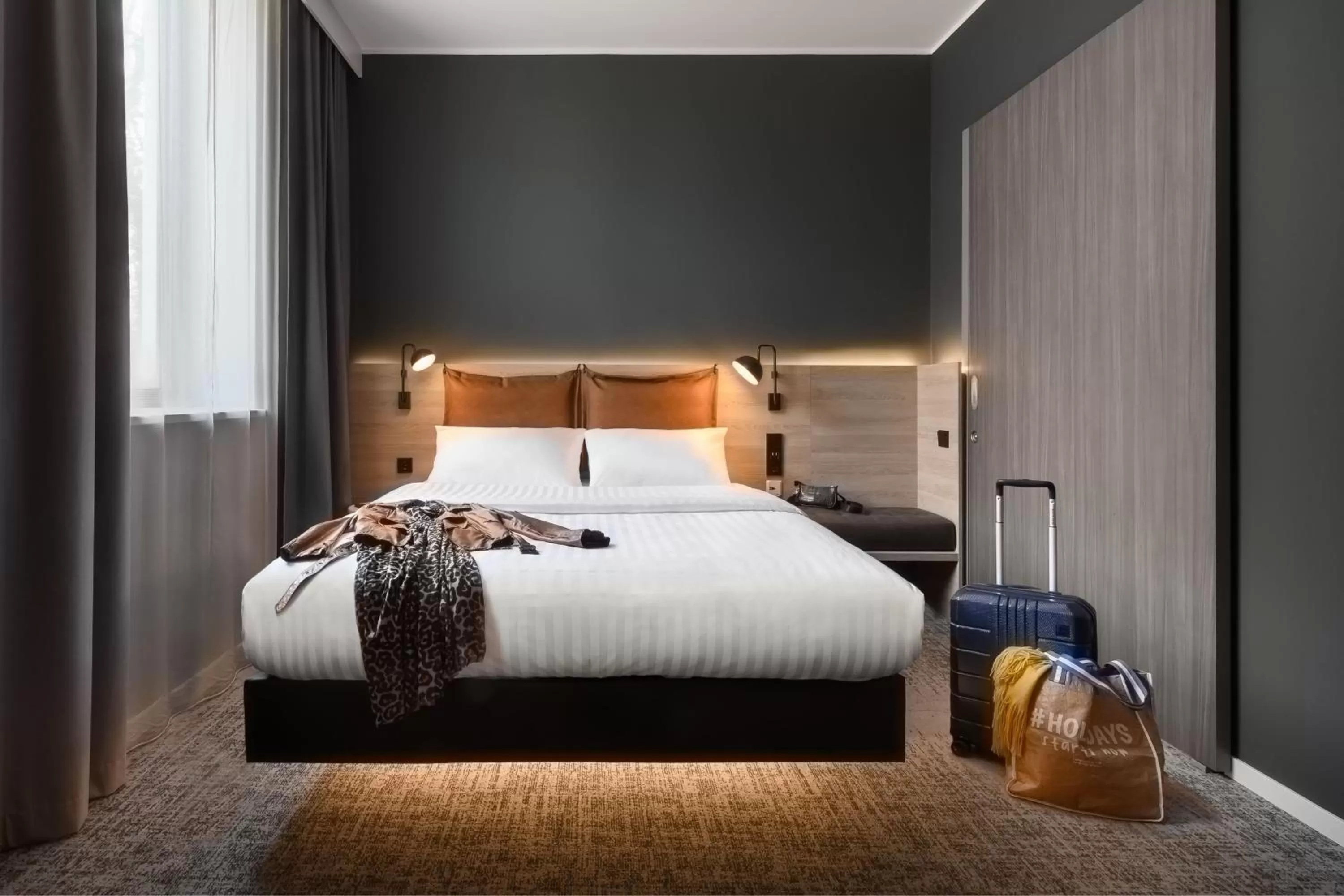 Photo of the whole room, Bed in Moxy Dresden Neustadt