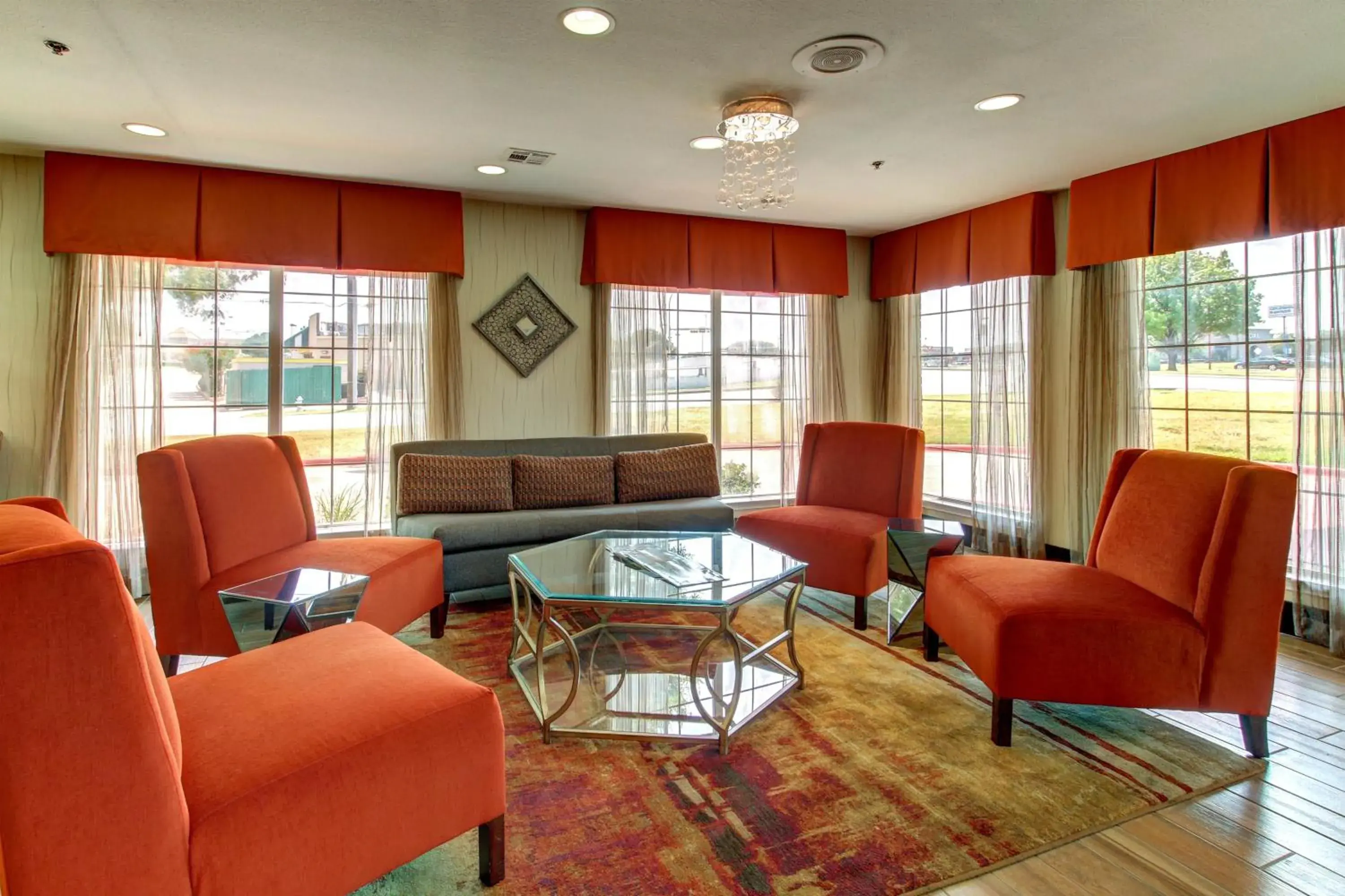 Day, Seating Area in Motel 6-Arlington, TX