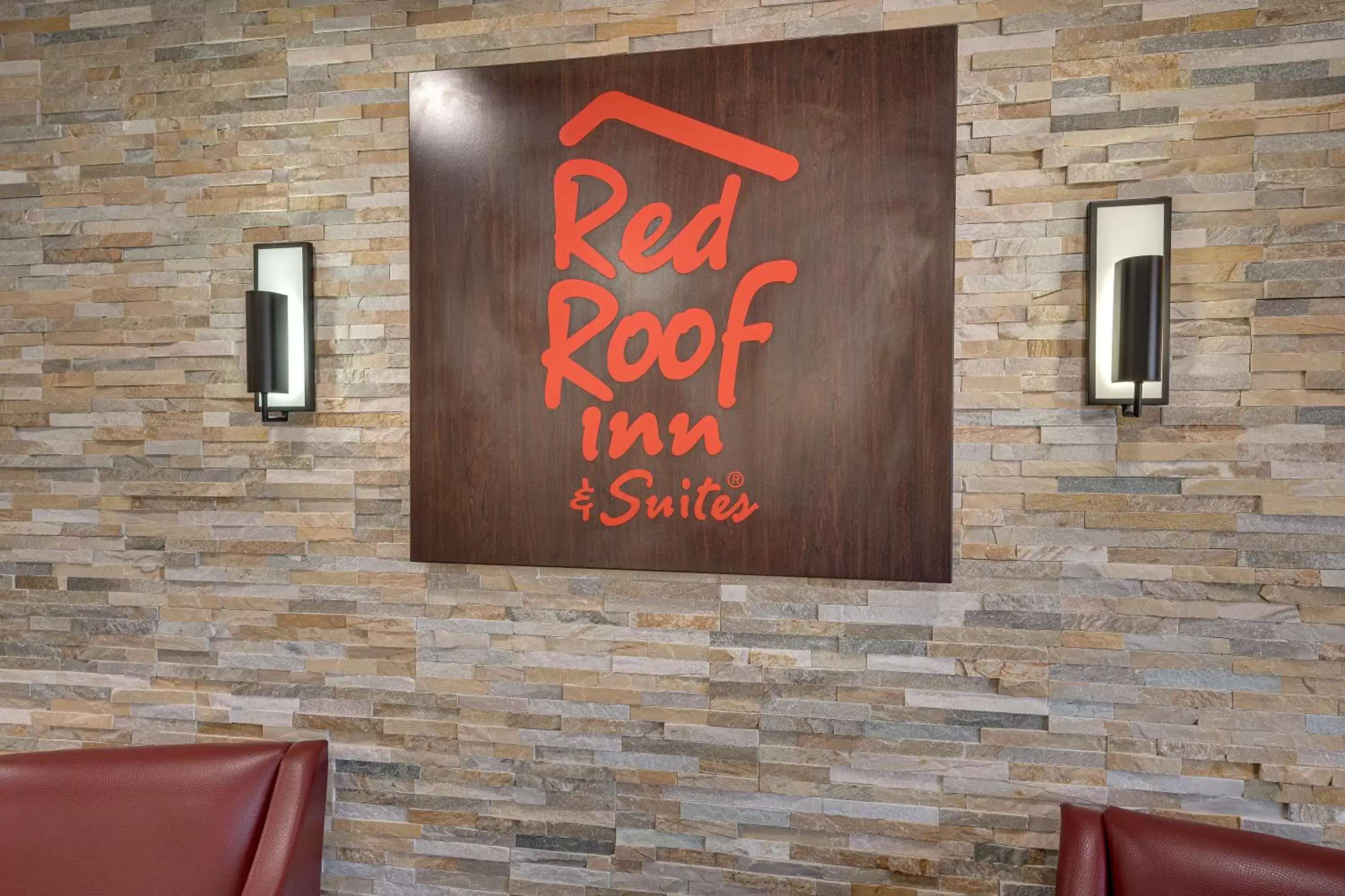 Lobby or reception in Red Roof Inn & Suites Newport - Middletown, RI