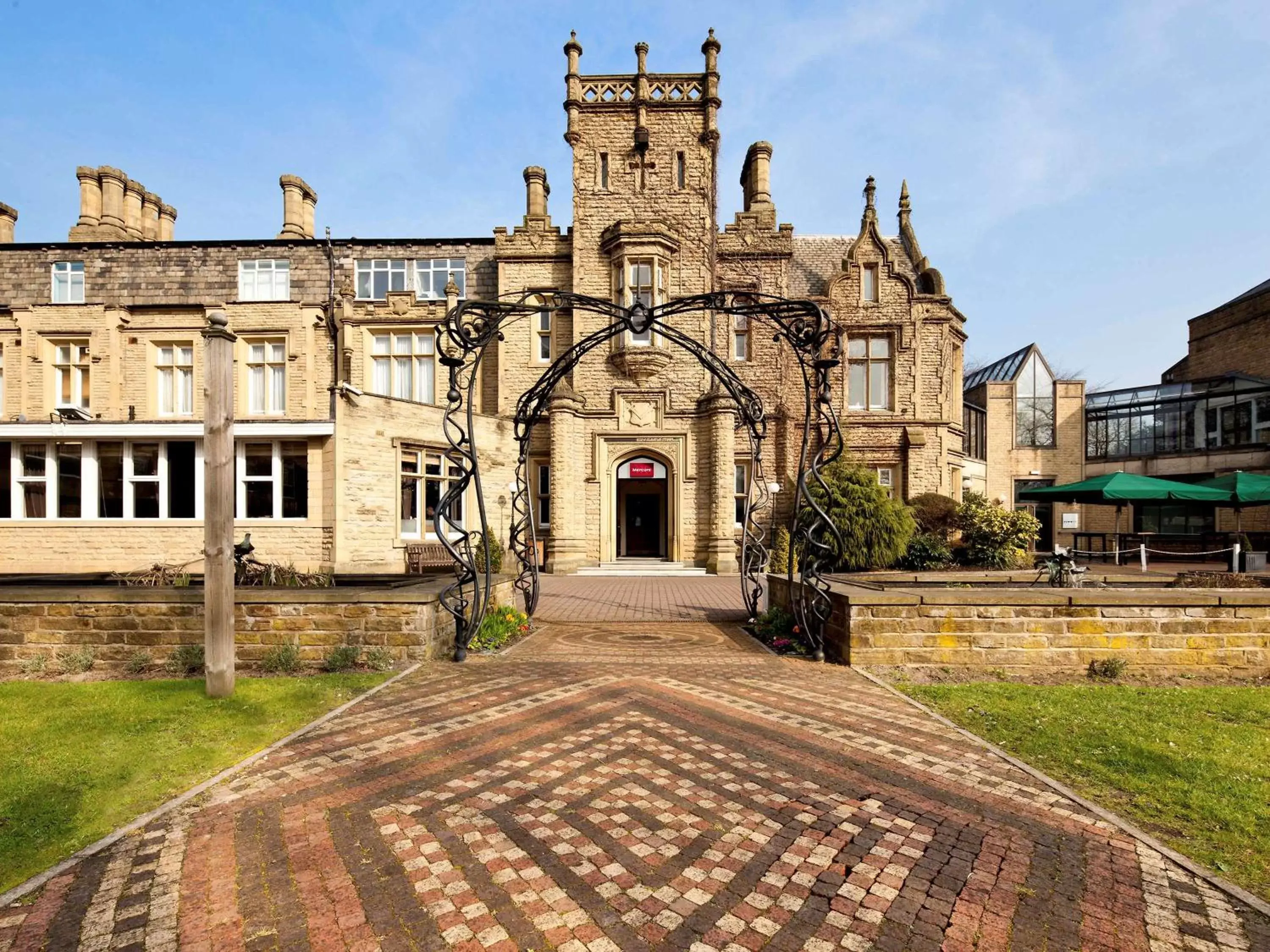 Other, Property Building in Mercure Bradford, Bankfield Hotel