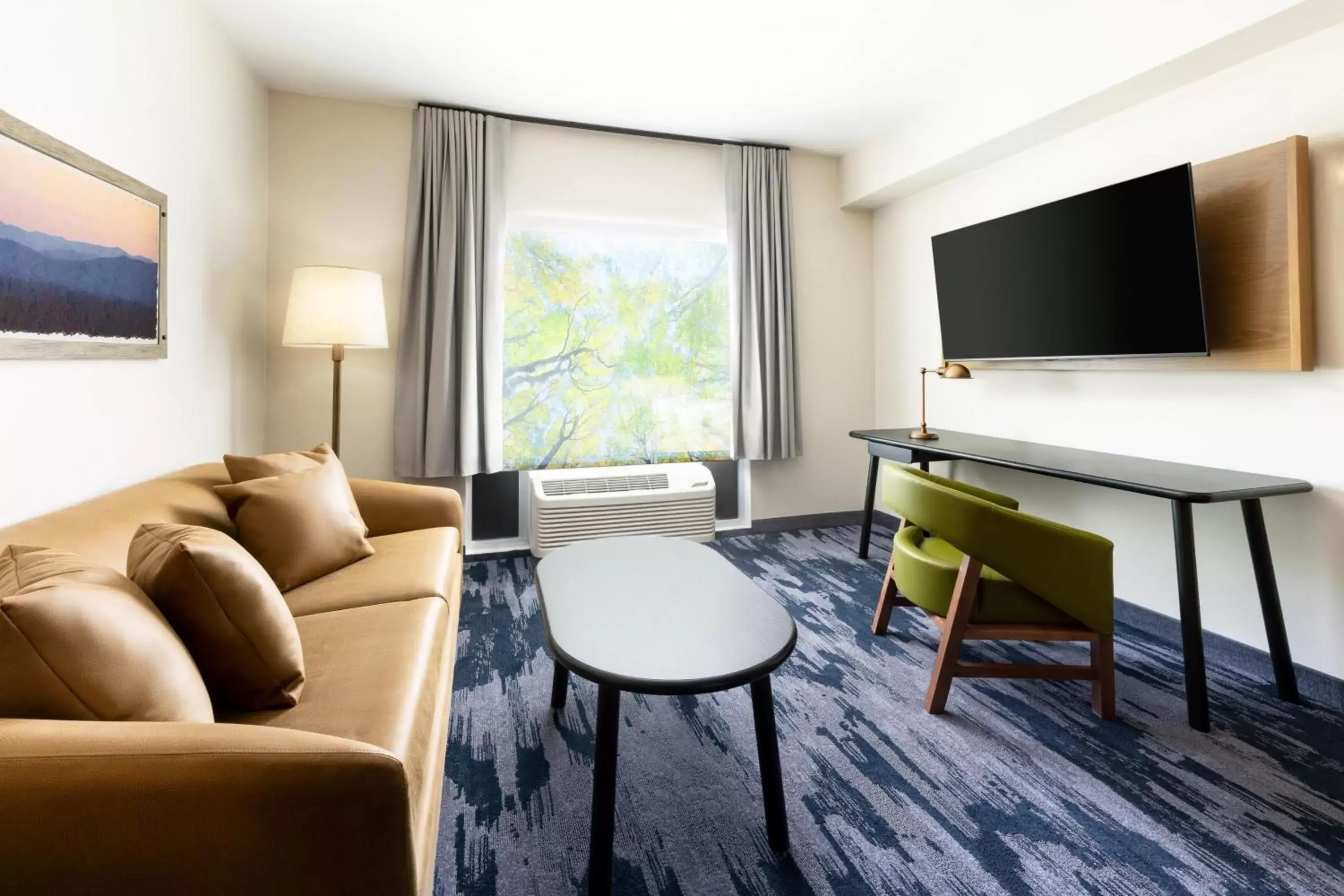 Bedroom, Seating Area in Fairfield Inn & Suites by Marriott Oakhurst Yosemite