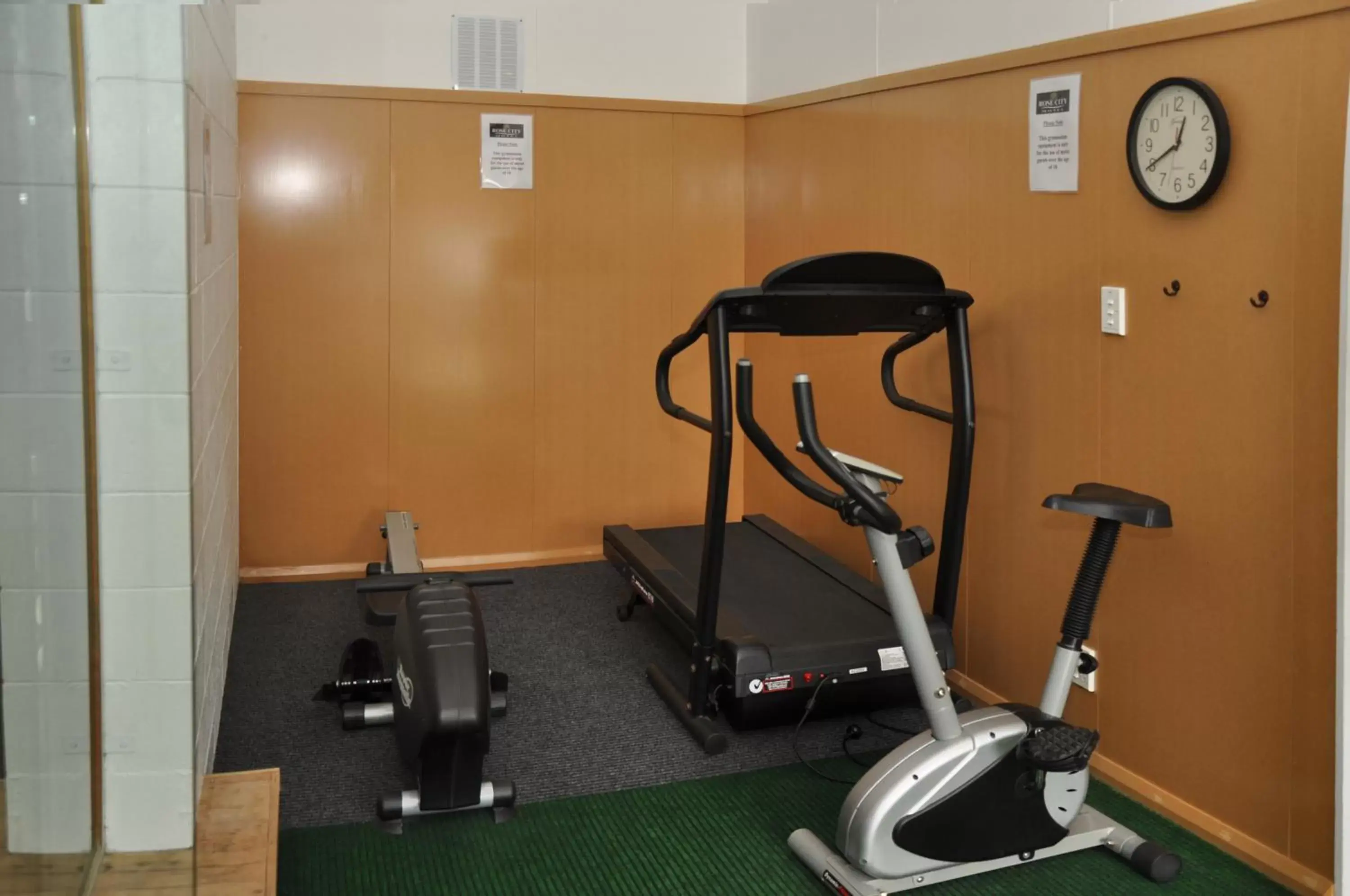 Fitness centre/facilities, Fitness Center/Facilities in Rose City Motel
