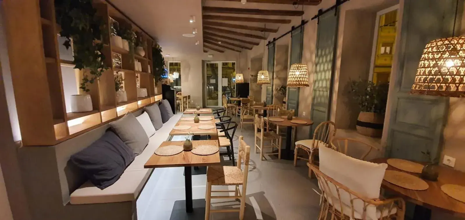 Restaurant/Places to Eat in YOU & CO. J. Botanico Boutique