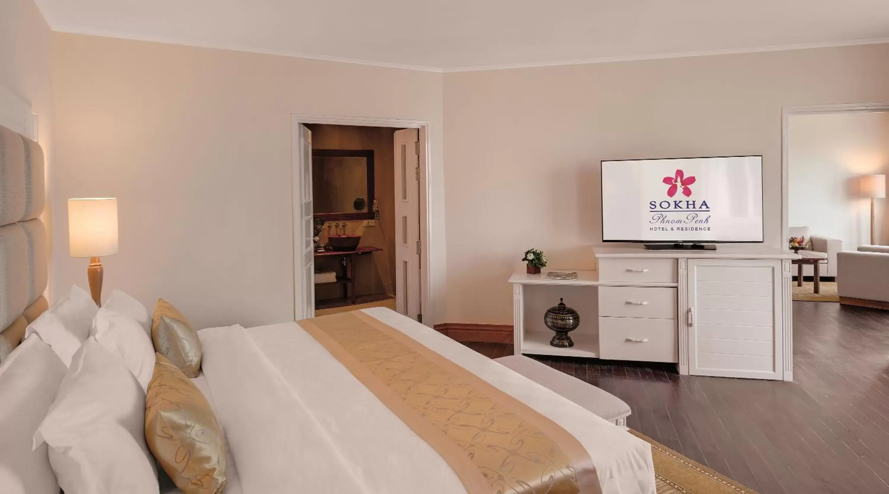 Bed in Sokha Phnom Penh Hotel Bed in Sokha Phnom Penh Hotel