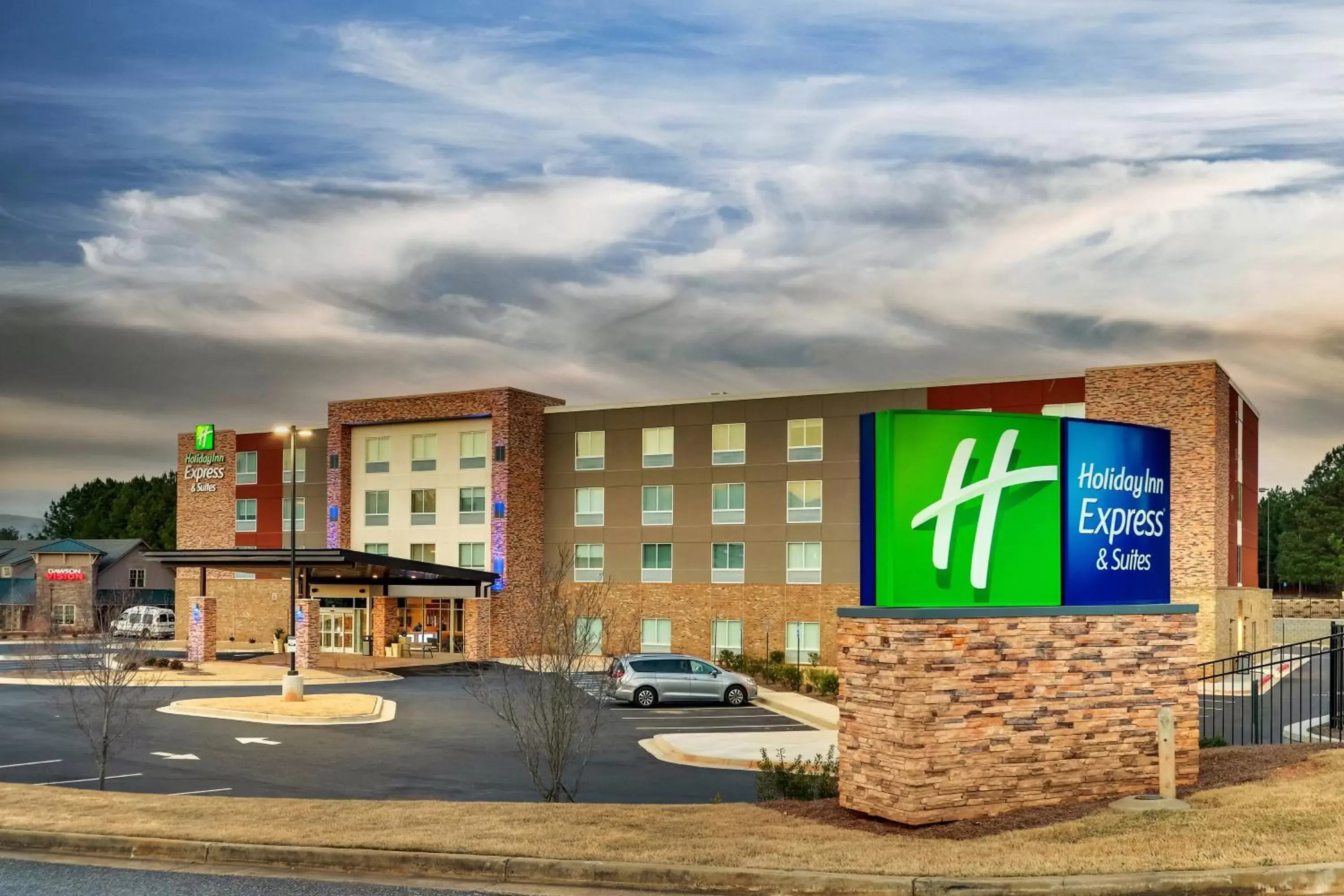 Property Building in Holiday Inn Express & Suites - Dawsonville, an IHG Hotel