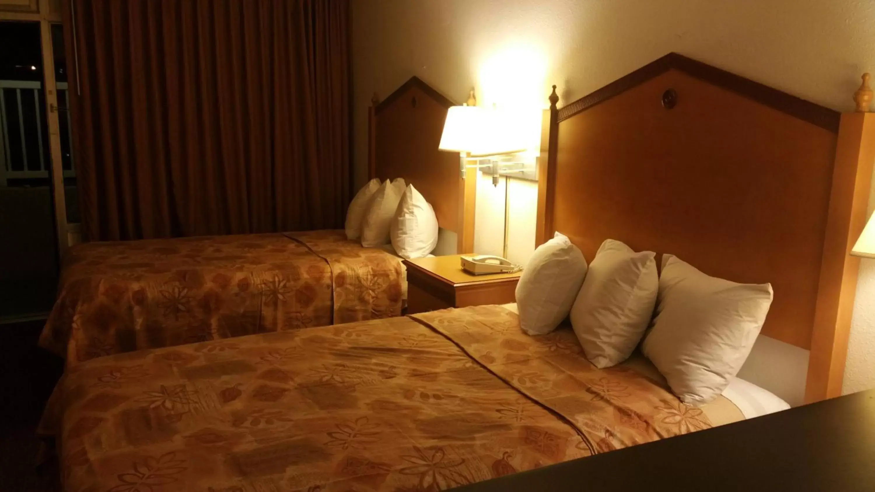 Bed in Lotus by Hotel Inn - Hot Springs
