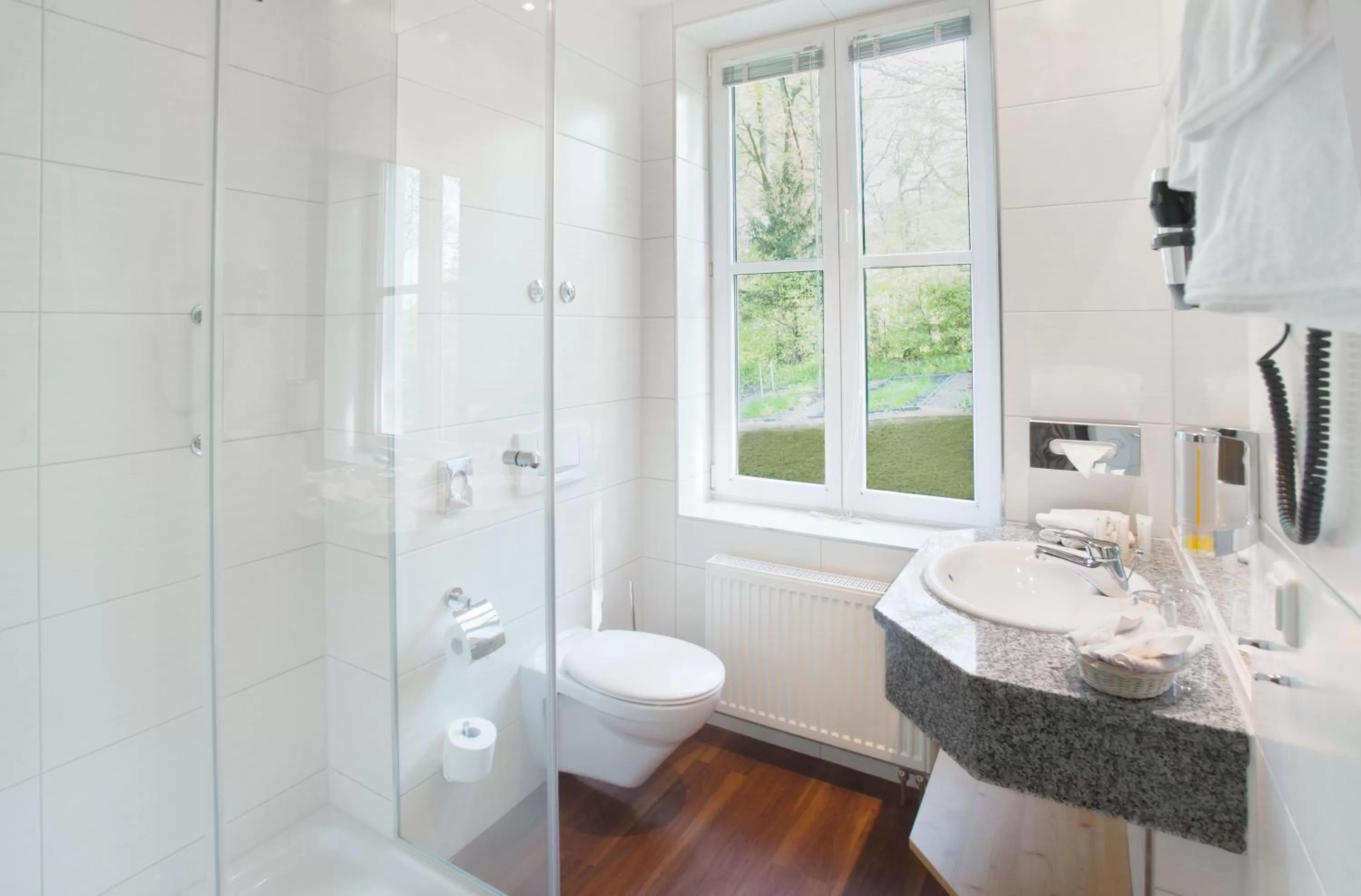 Bathroom in H+ Hotel & SPA Friedrichroda