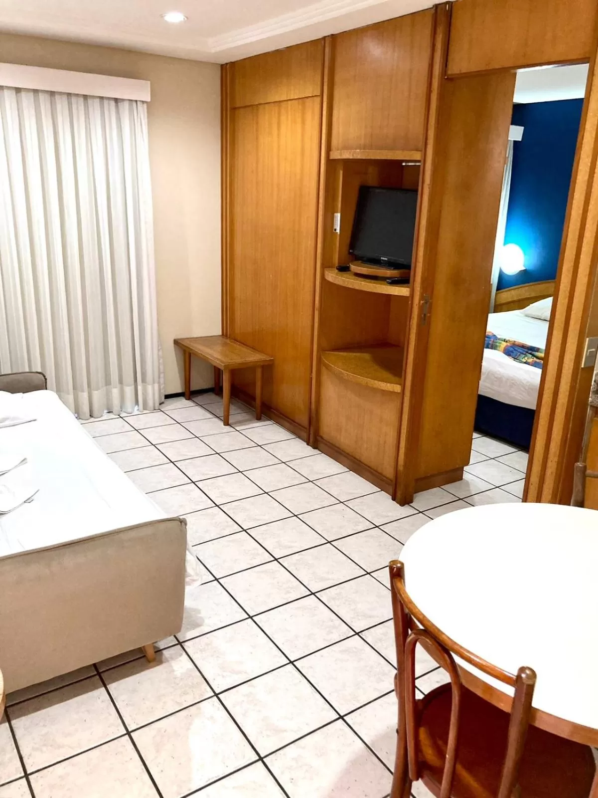 Bed in Hotel Flat Classic