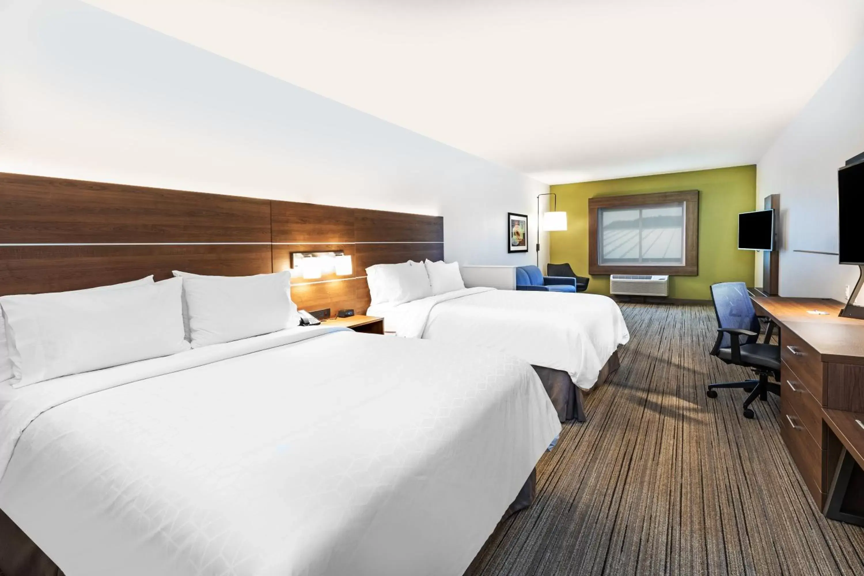 Photo of the whole room, Bed in Holiday Inn Express & Suites Ozona, an IHG Hotel