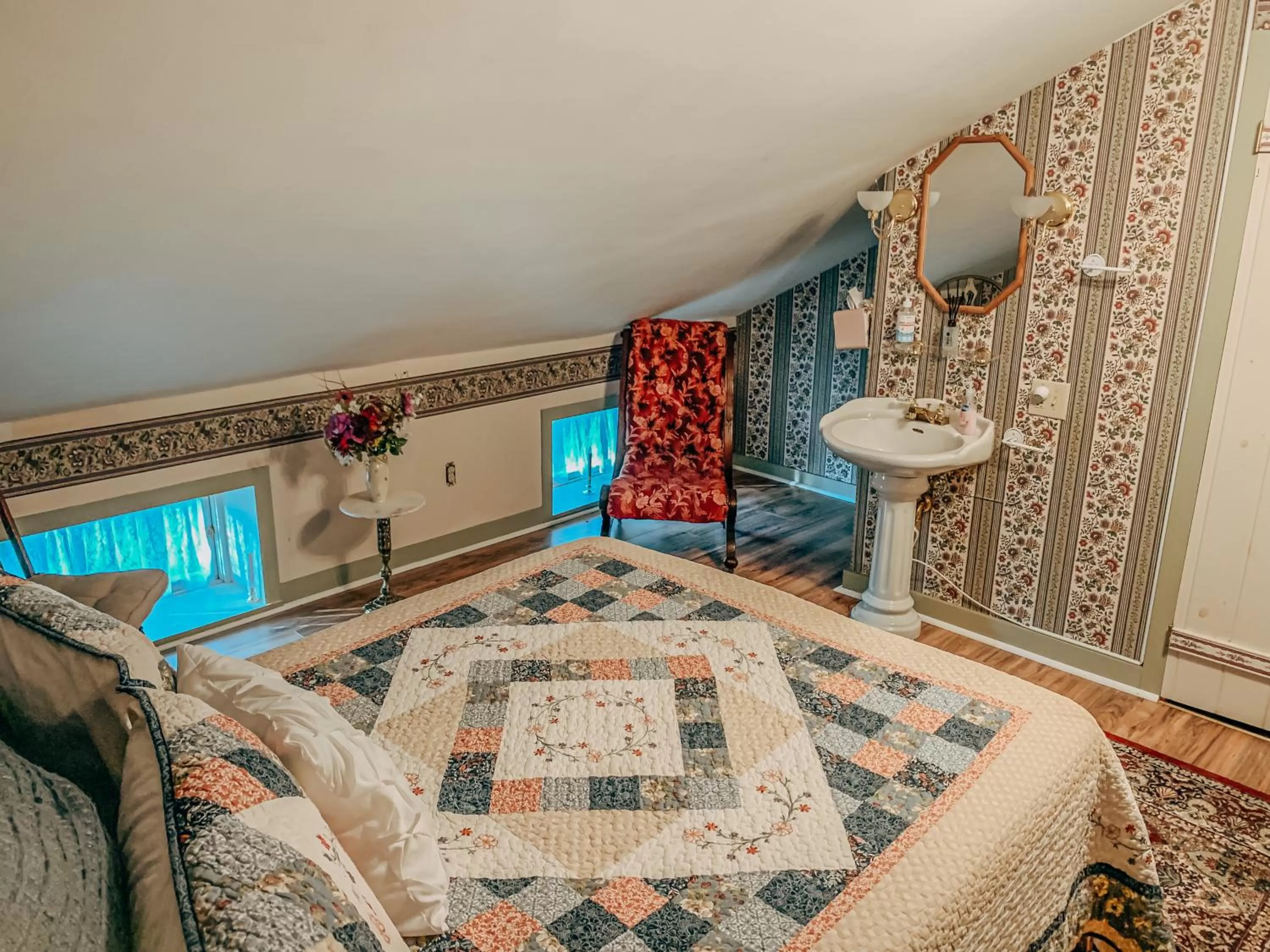 Double Room with Private Bathroom in The Emig Mansion