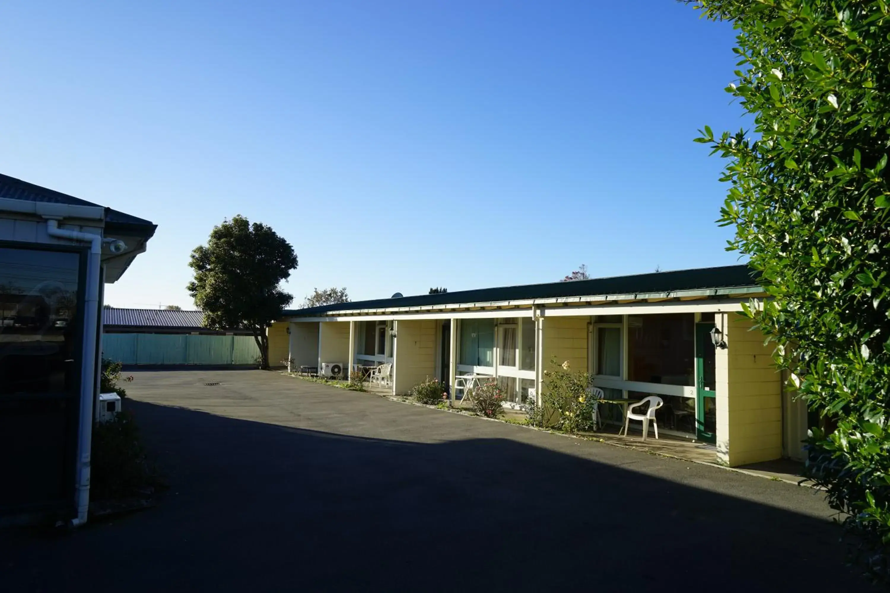 Day, Facade/Entrance in Tui Lodge Motel