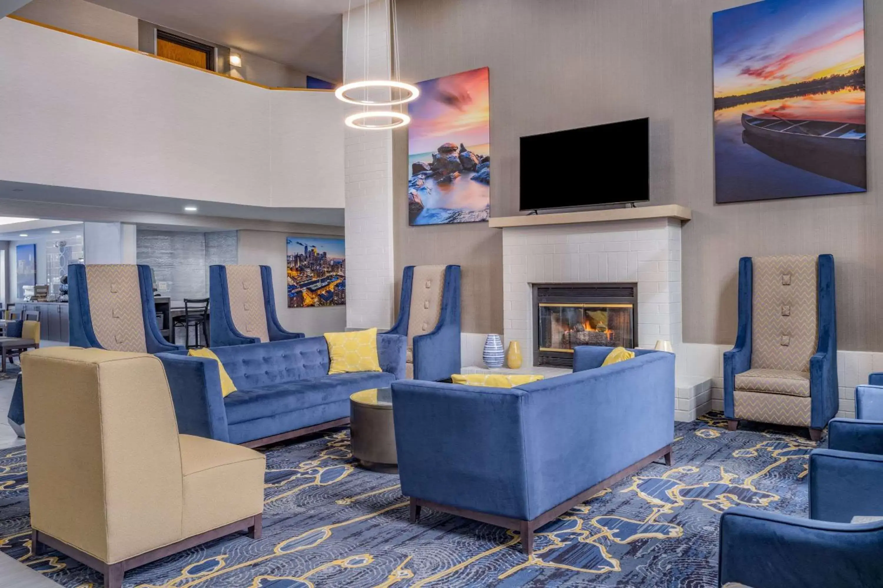 Lobby or reception, Seating Area in La Quinta by Wyndham Minneapolis-Minnetonka