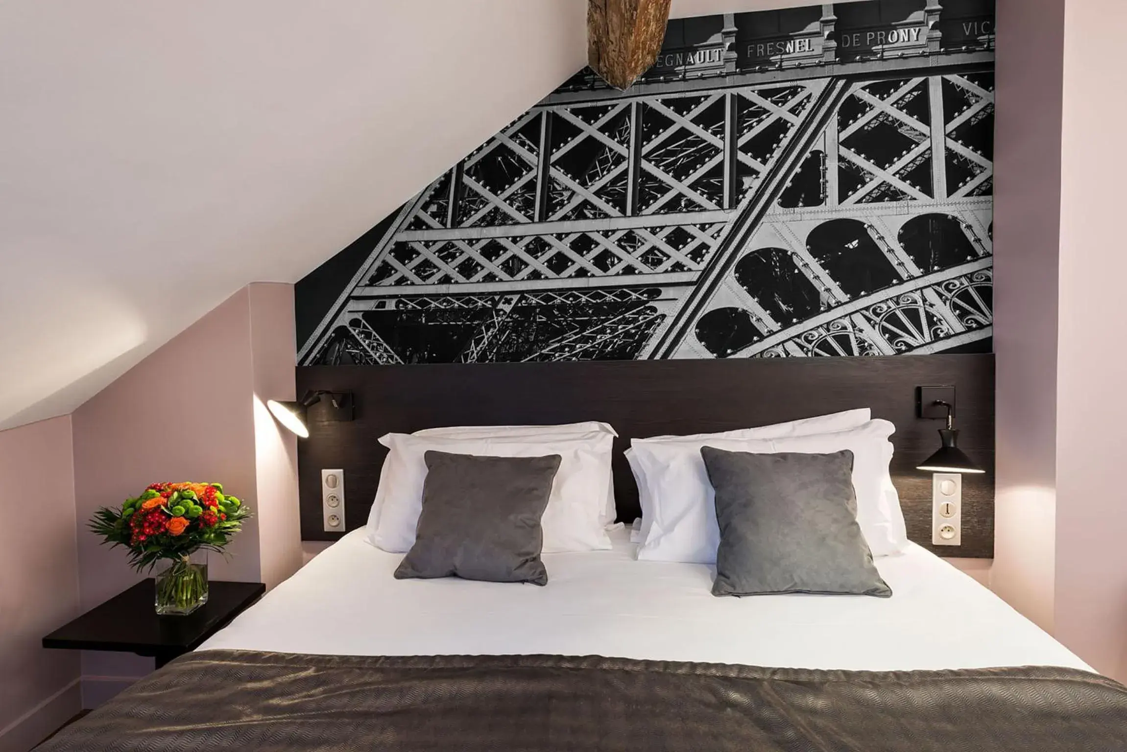 Superior Double Room in Midnight Hotel Paris