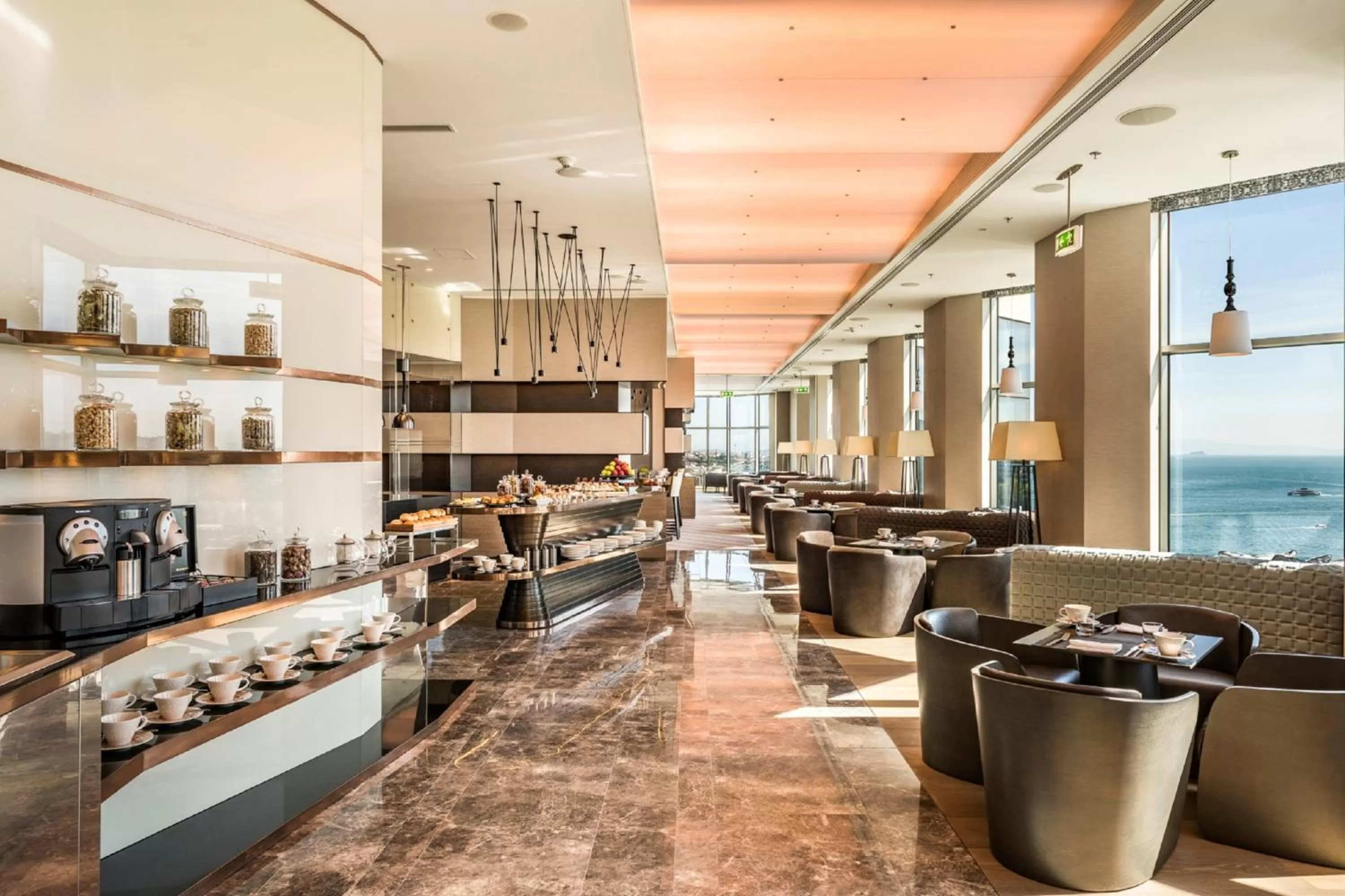 Lounge or bar in Swissotel The Bosphorus Istanbul