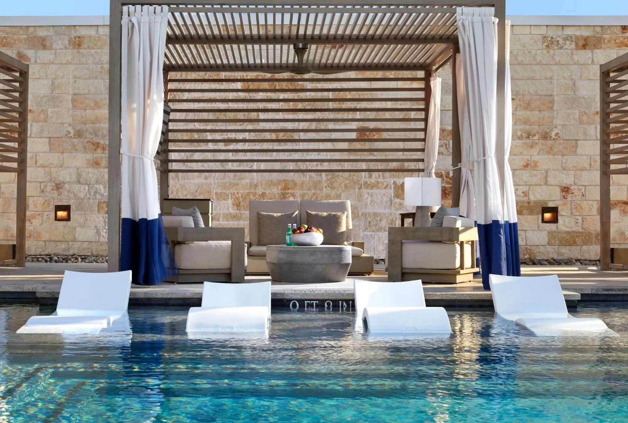 Photo of the whole room in Live! by Loews - Arlington, TX