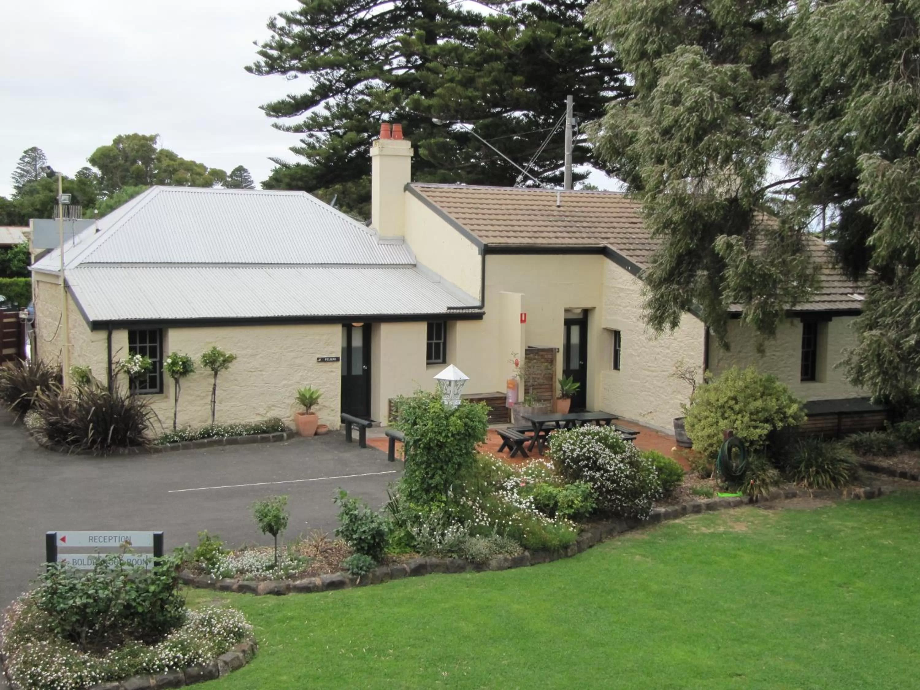 Garden in Seacombe House Motor Inn Port Fairy