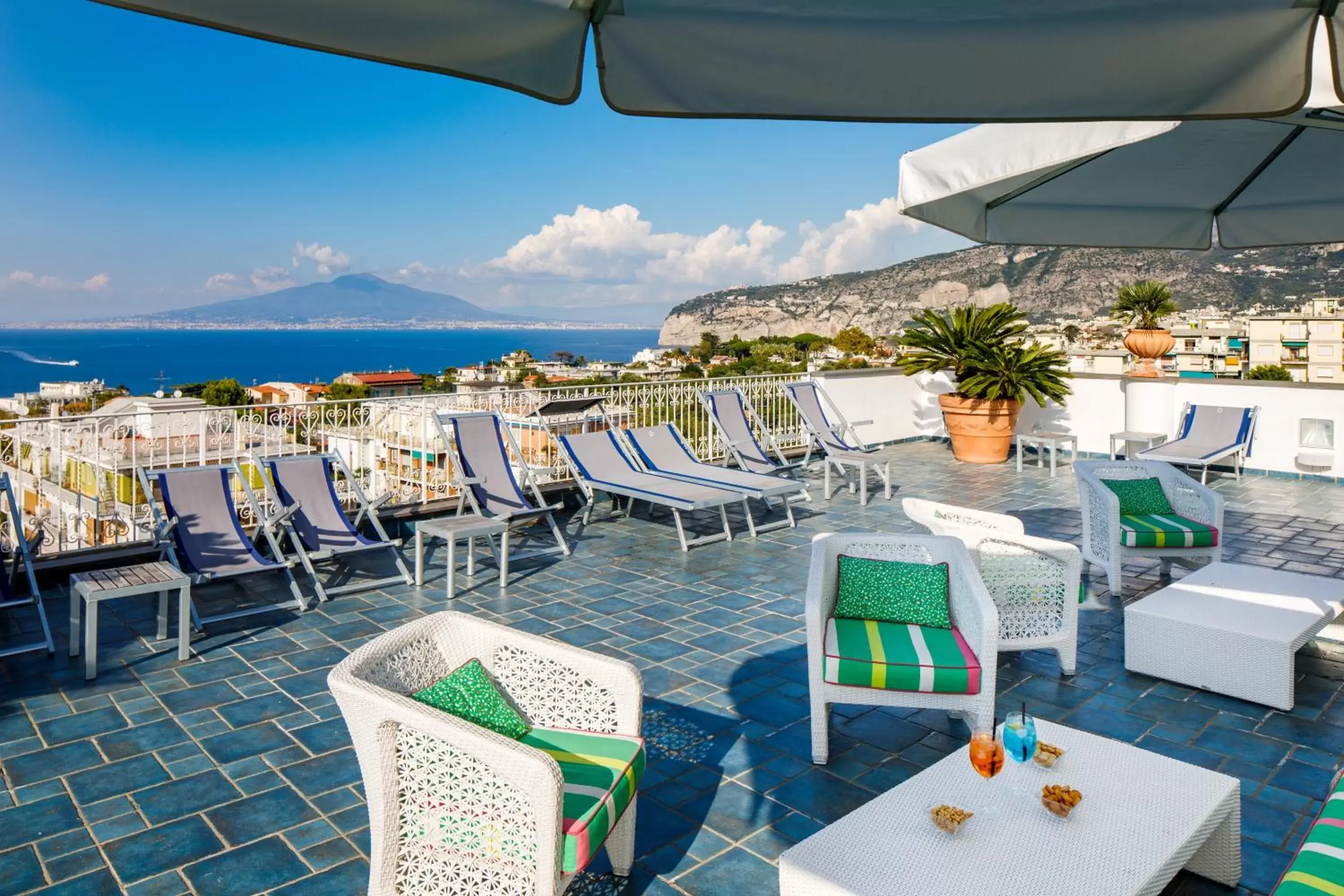 Balcony/Terrace, Restaurant/Places to Eat in Hotel Zi' Teresa