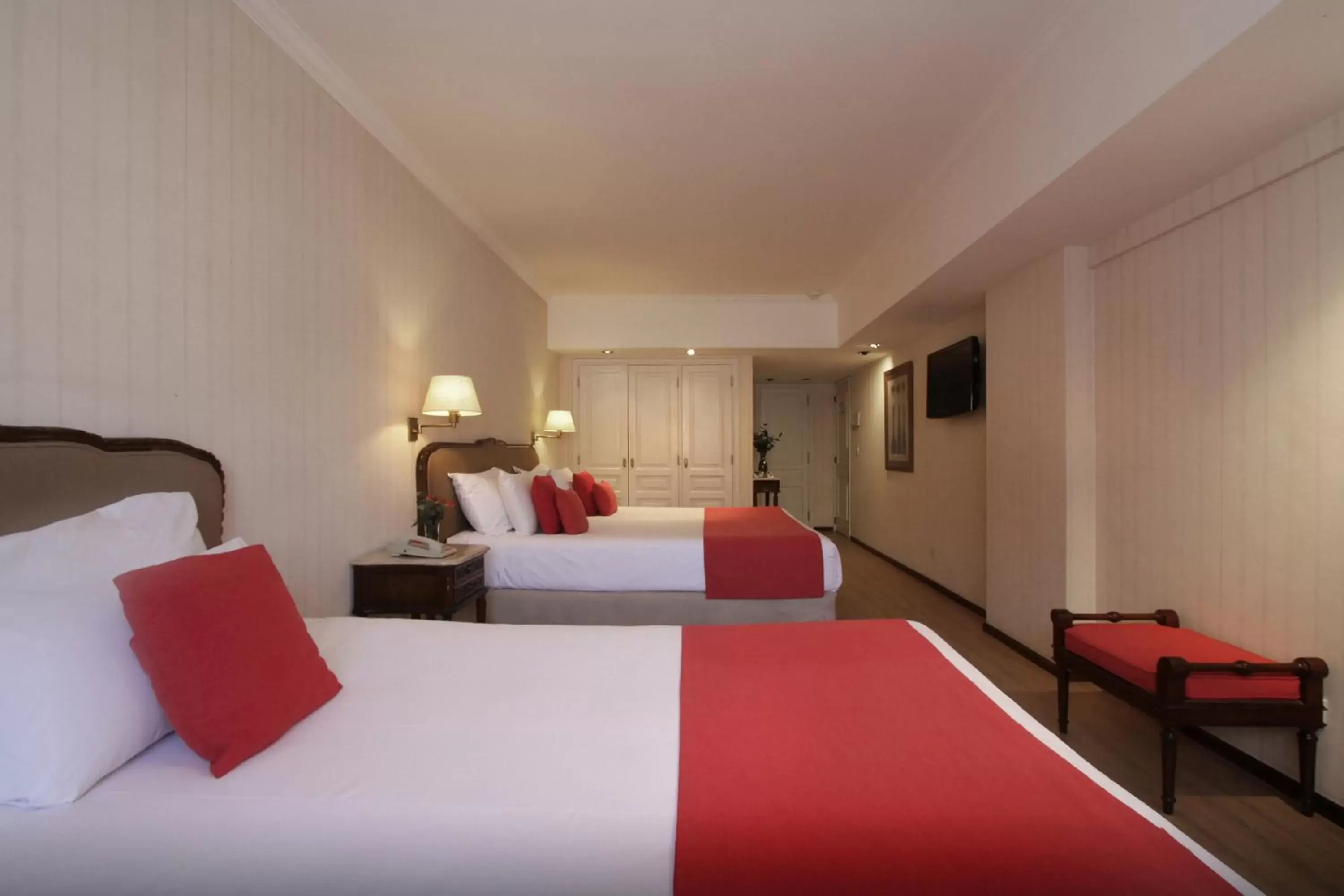 Photo of the whole room, Bed in Ramada by Wyndham Buenos Aires Centro