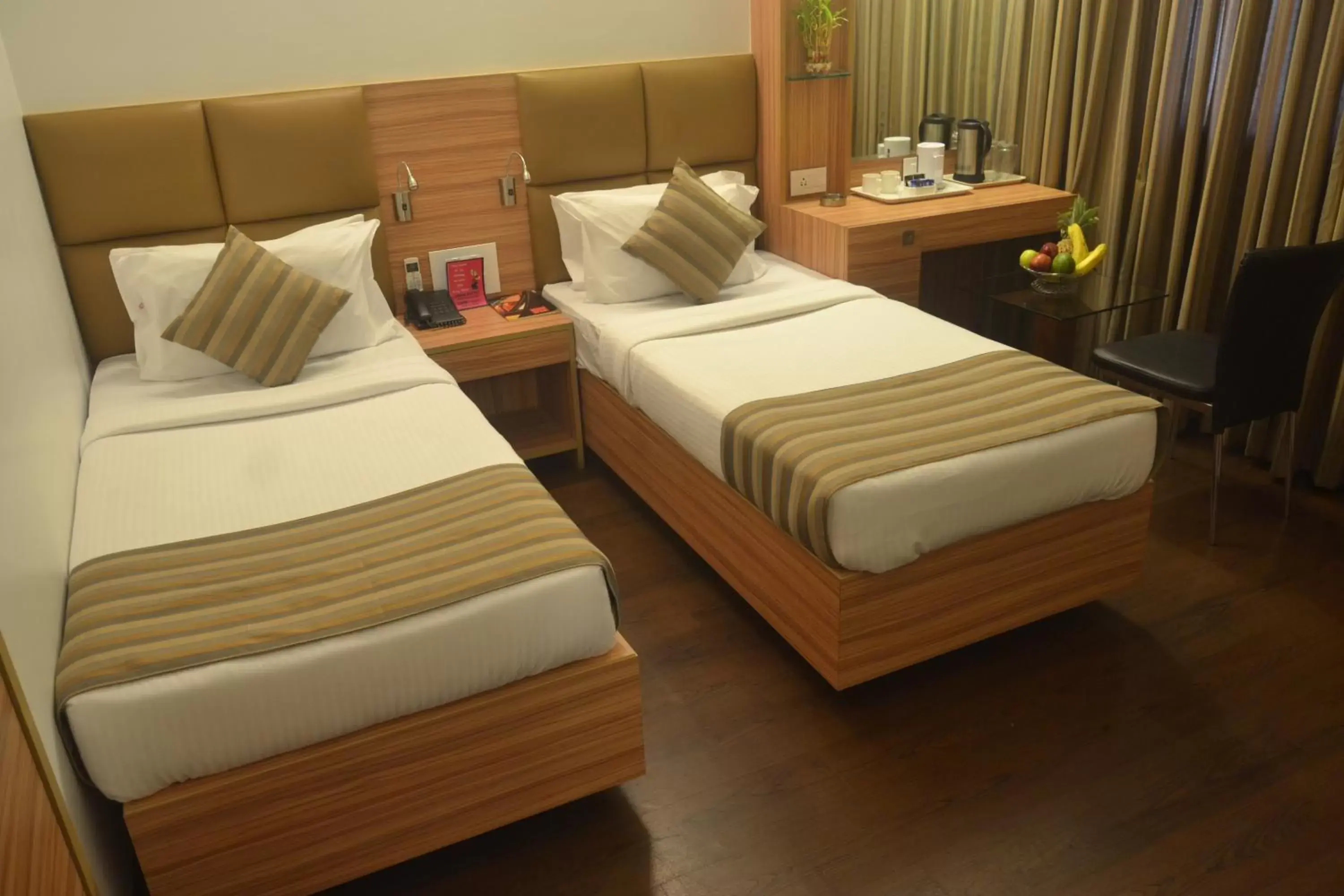 Bed in Hotel Plaza
