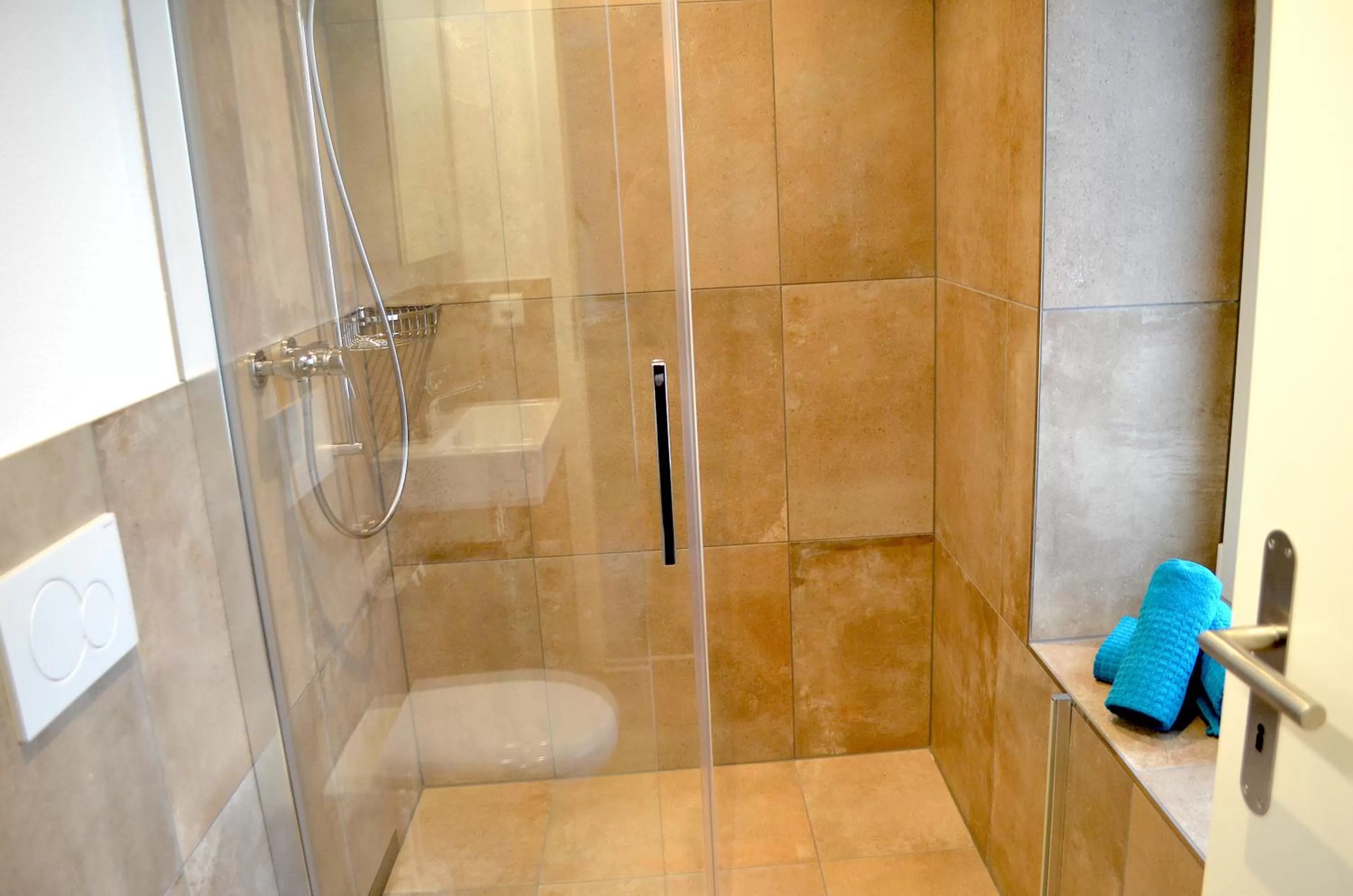 Bathroom in Guesthouse Meitschi Thun - contactless self check-in