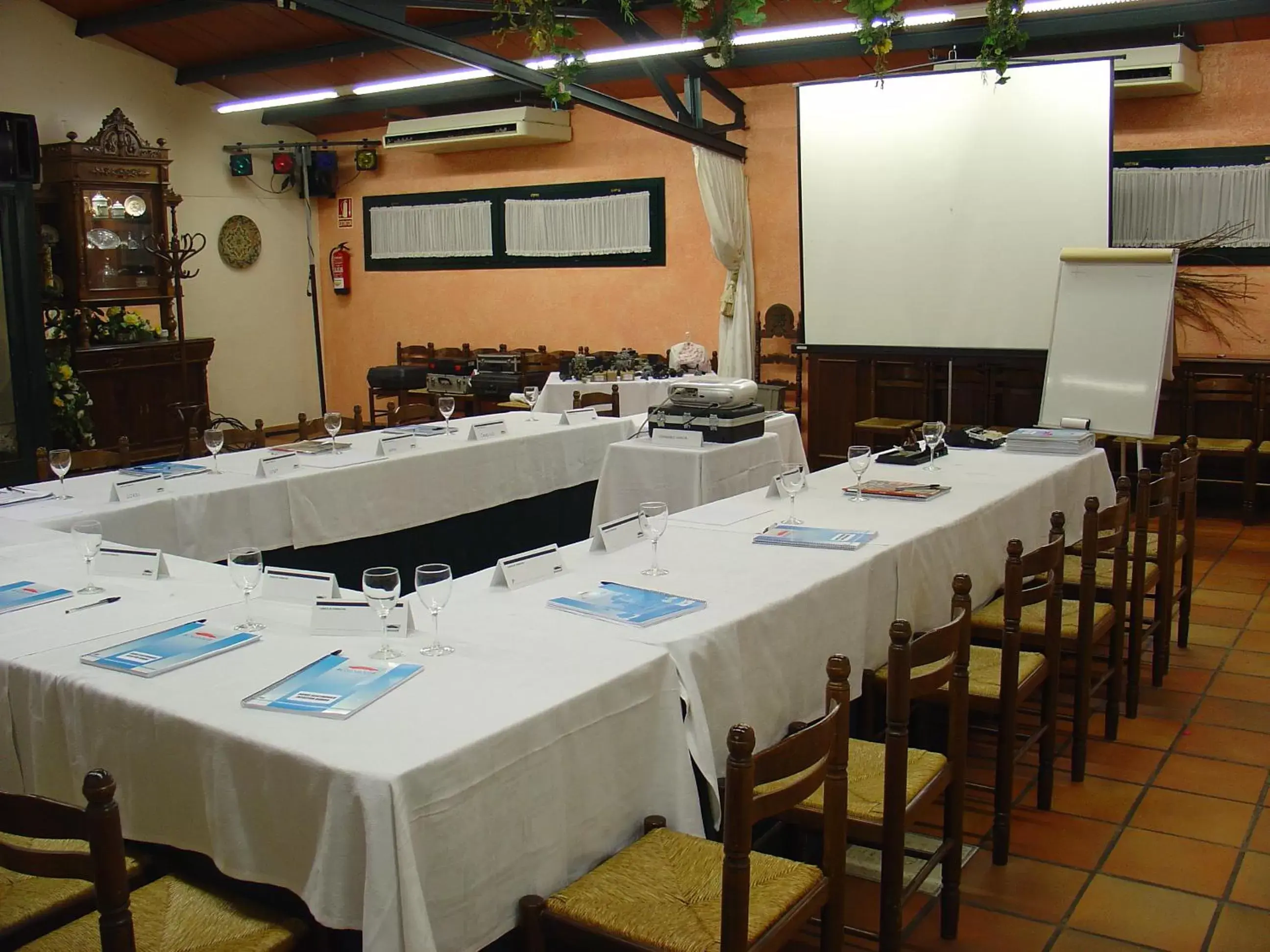 Banquet/Function facilities in Mas de la Sala