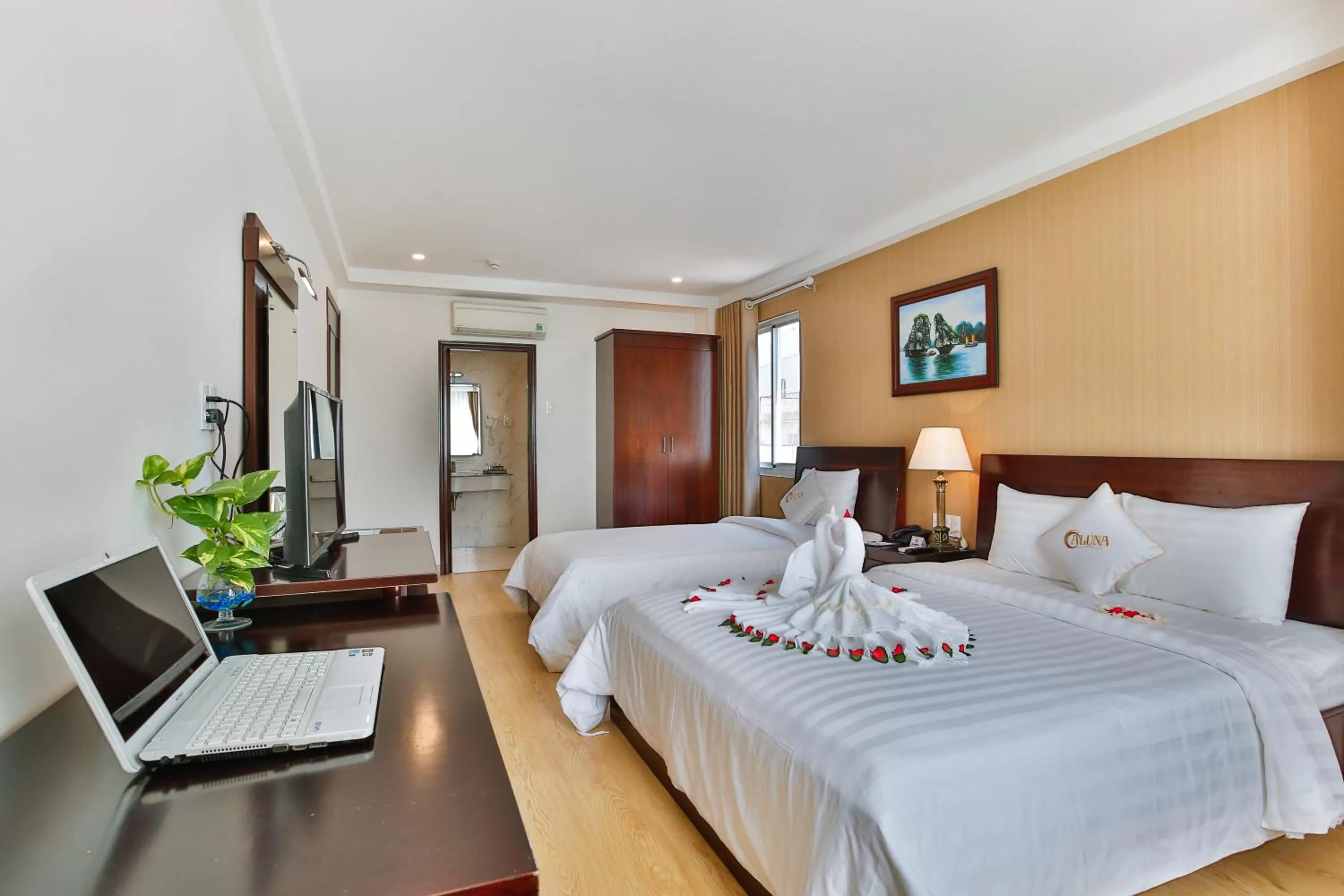 Decorative detail, Bed in ALUNA Ben Thanh Hotel