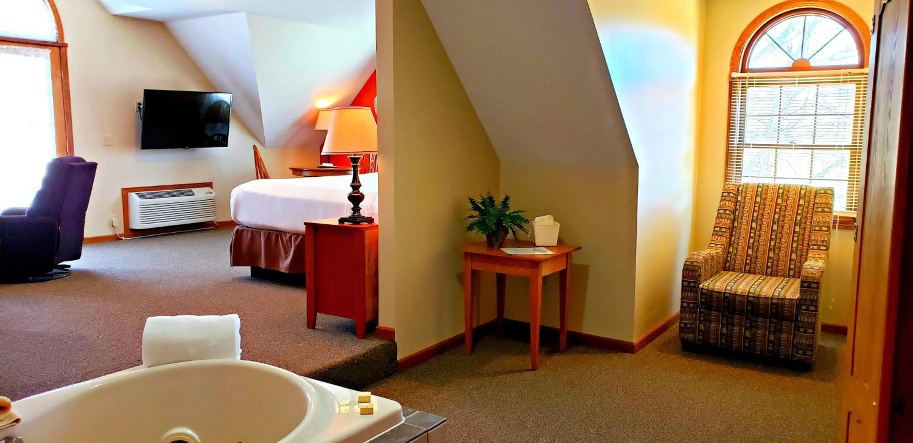 Off site, Bed in Berlin Heritage Inn