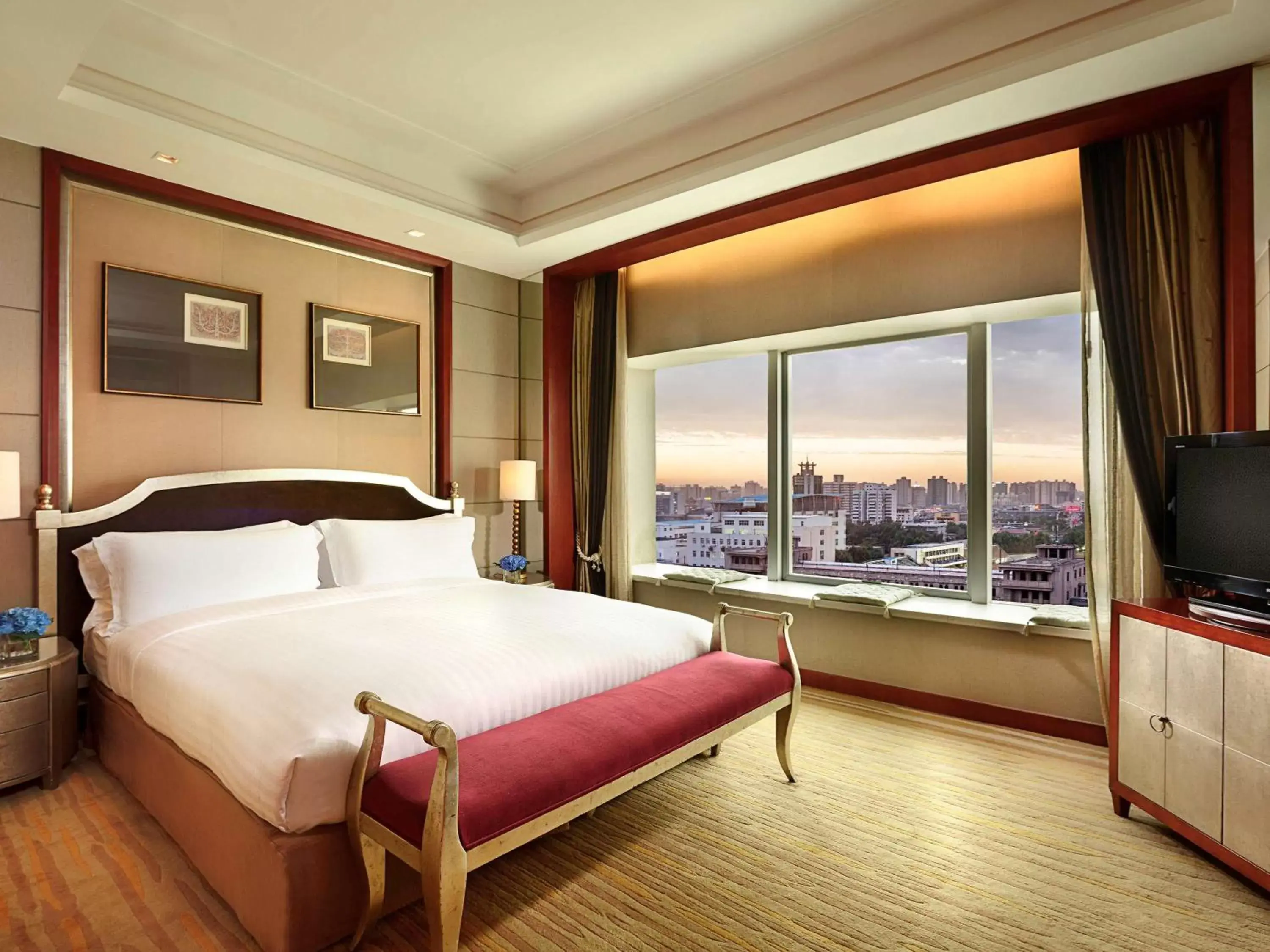 Photo of the whole room in Sofitel Xi'an On Renmin Square