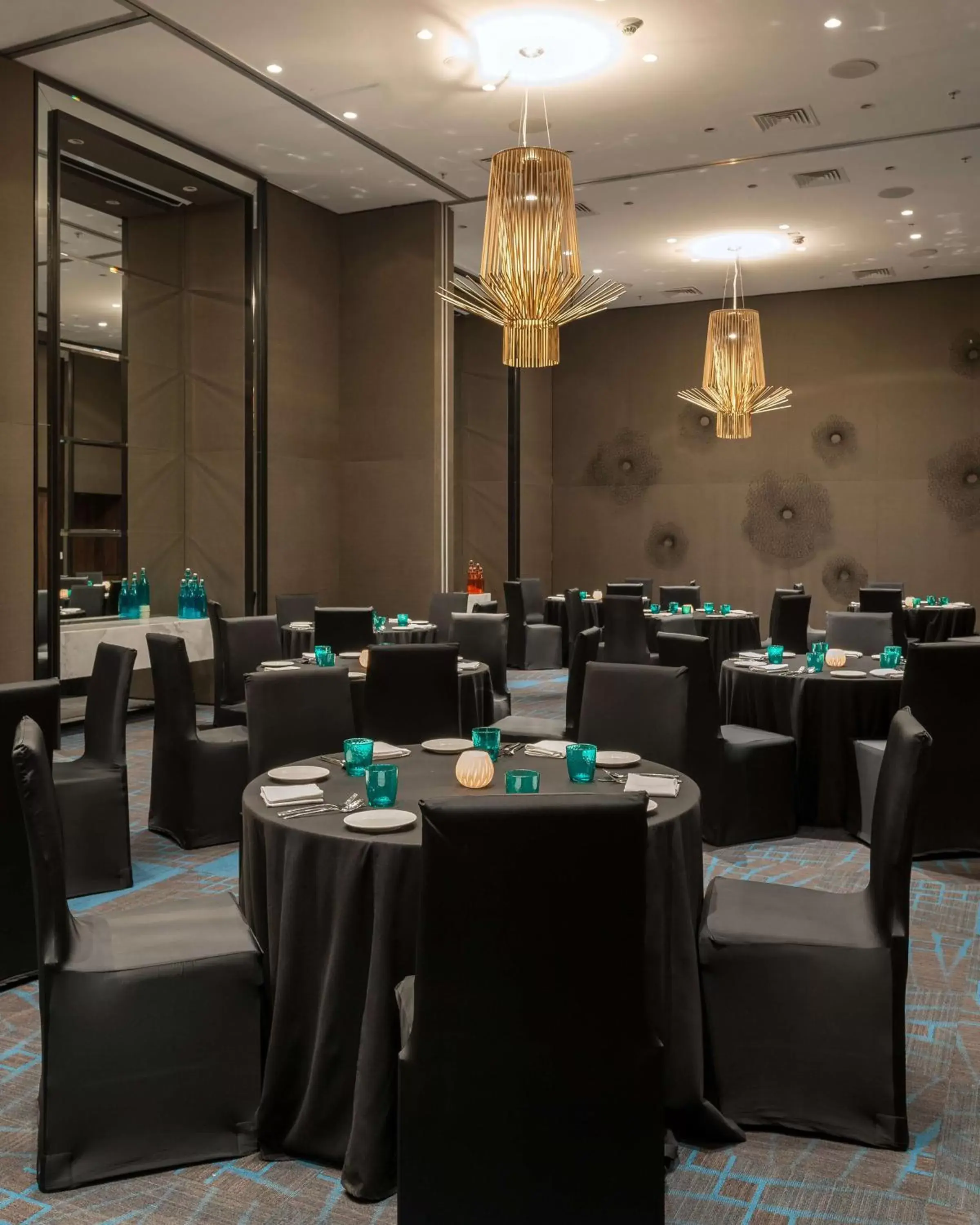 Meeting/conference room, Restaurant/Places to Eat in Hyatt Centric Candolim Goa
