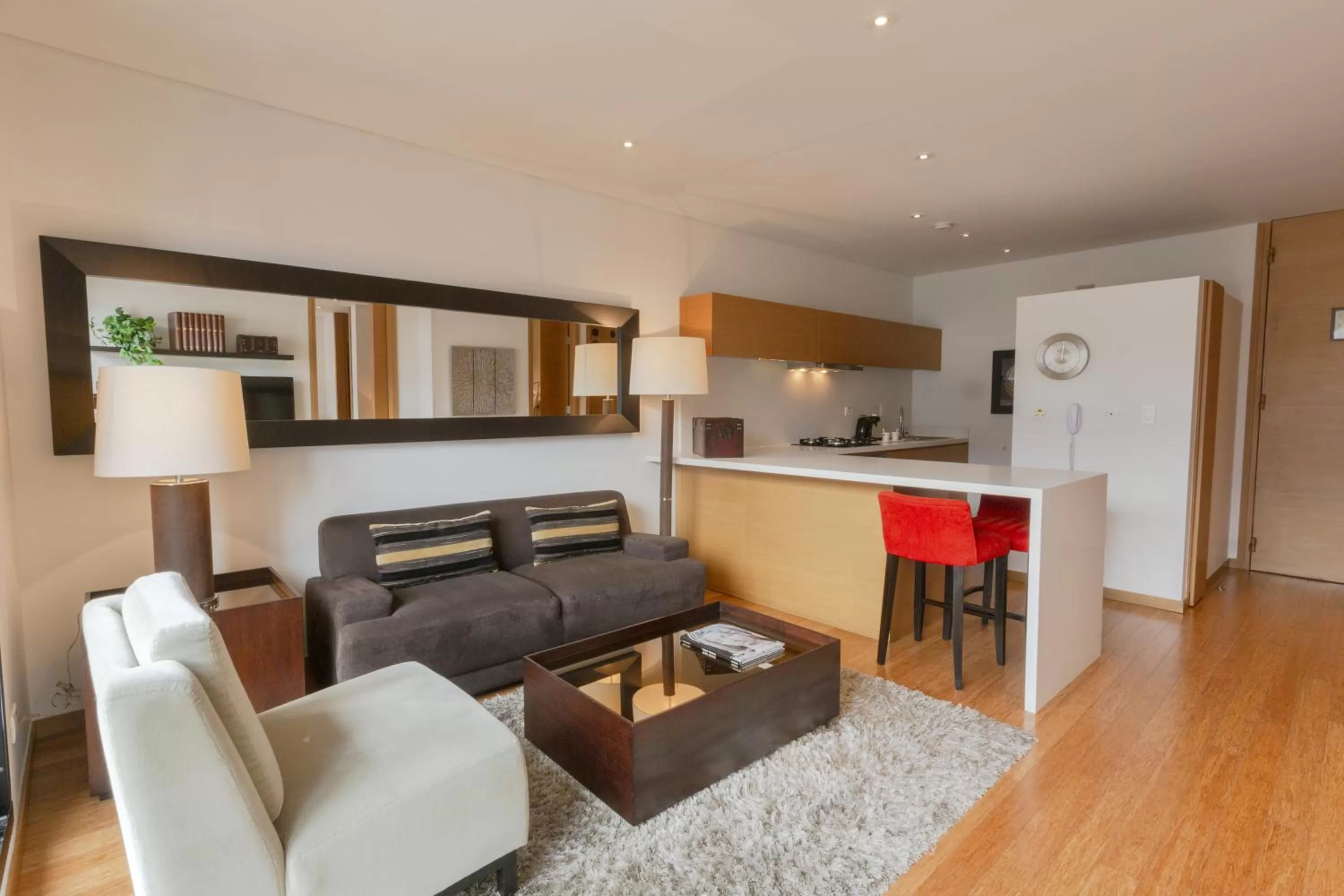 Kitchen or kitchenette in Hotel 93 Luxury Suites by Preferred