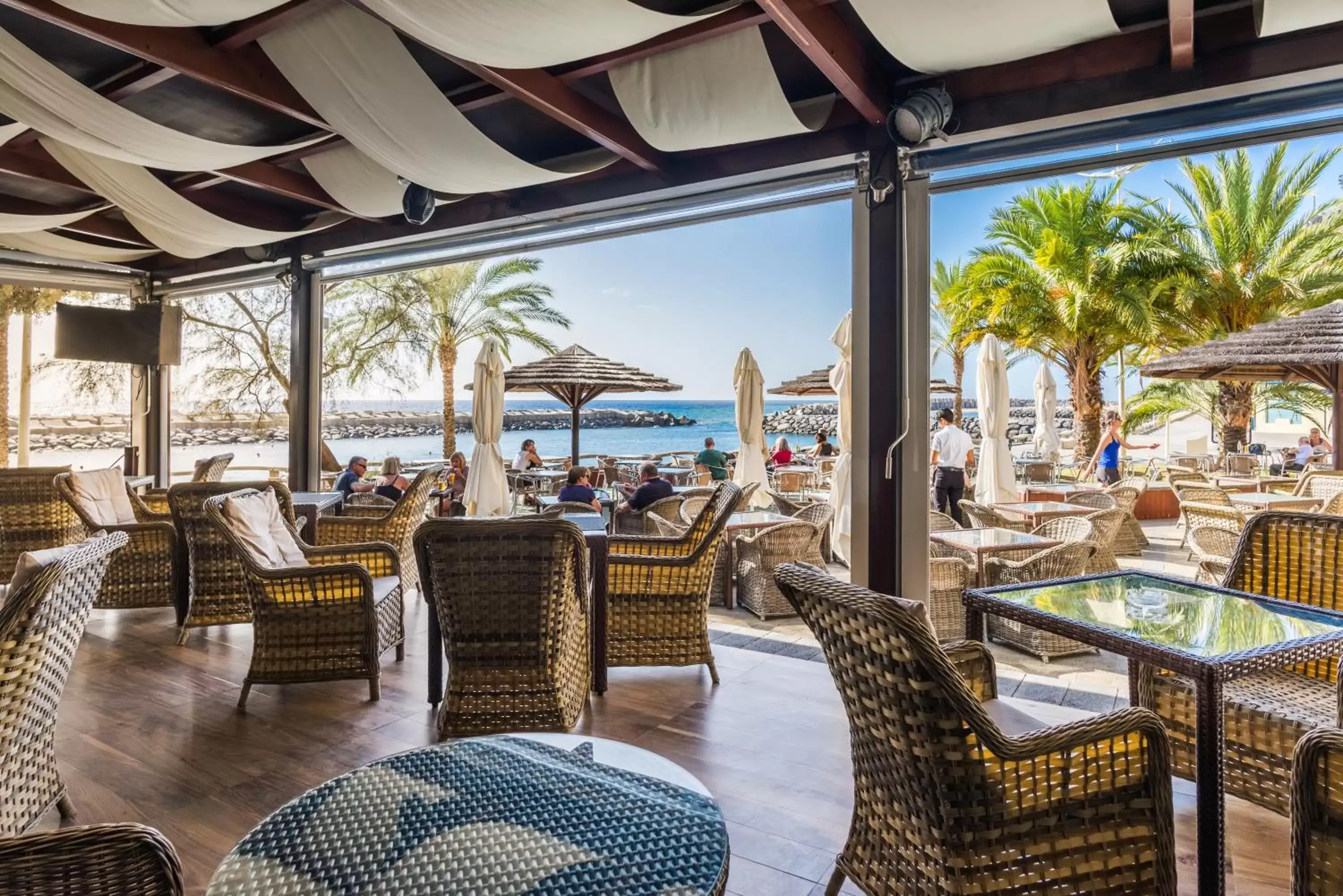 Restaurant/places to eat in Calheta Beach - All-inclusive - Savoy Signature