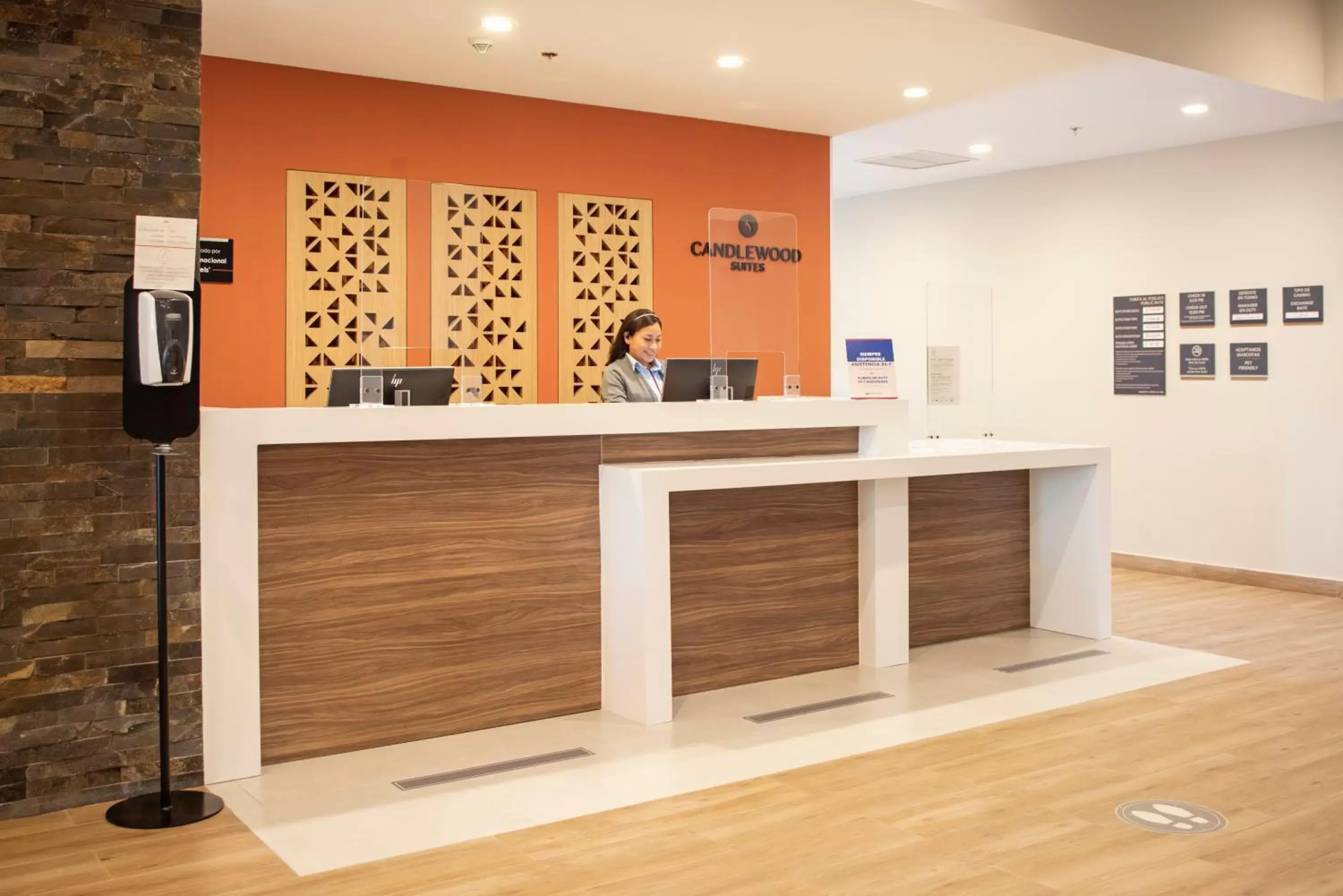 Lobby or reception, Lobby/Reception in Candlewood Suites - Guadalajara Galerias, an IHG Hotel