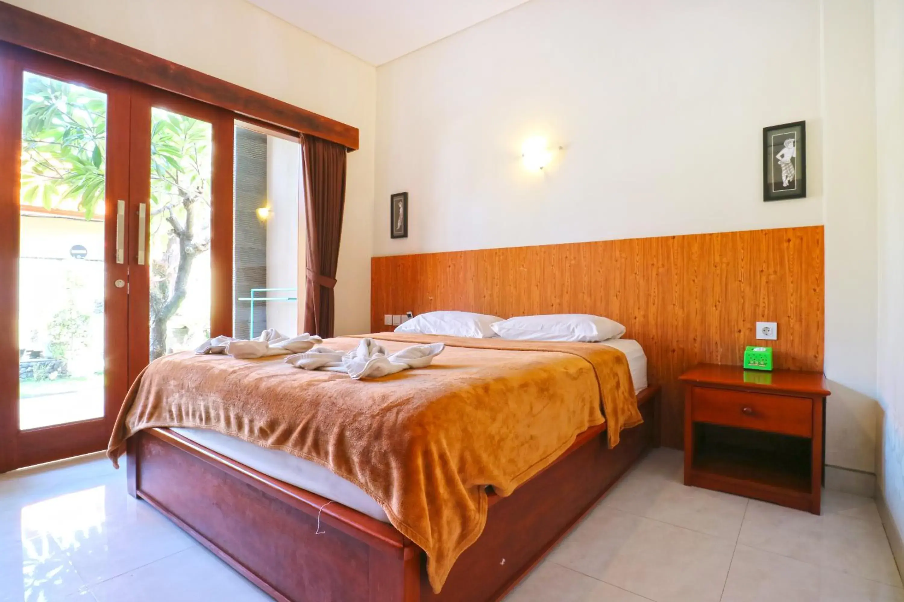 Bedroom, Bed in Gora Beach Inn Bedroom, Bed in Gora Beach Inn