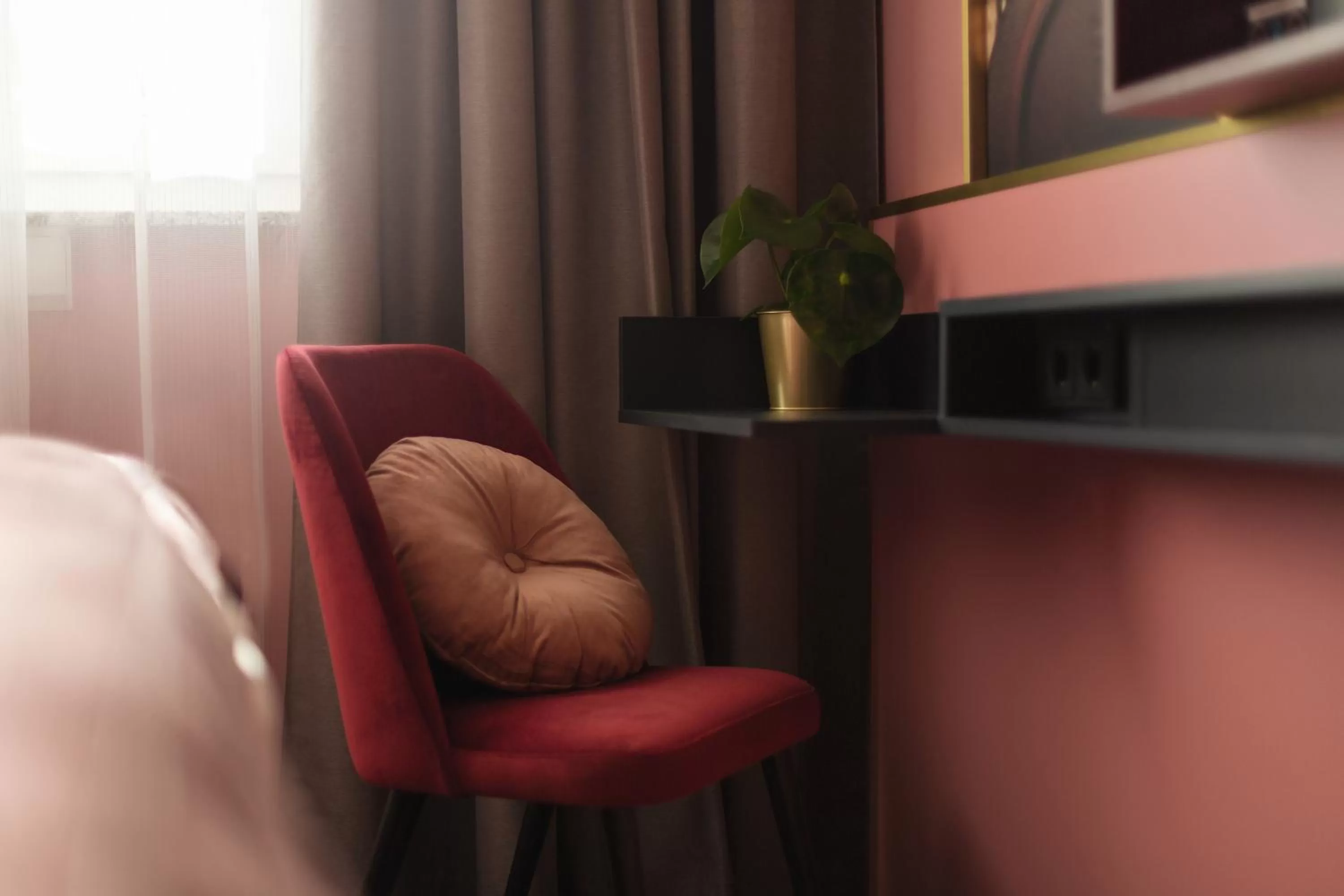 Decorative detail in Holiday Inn - the niu, Loco Munich North by IHG