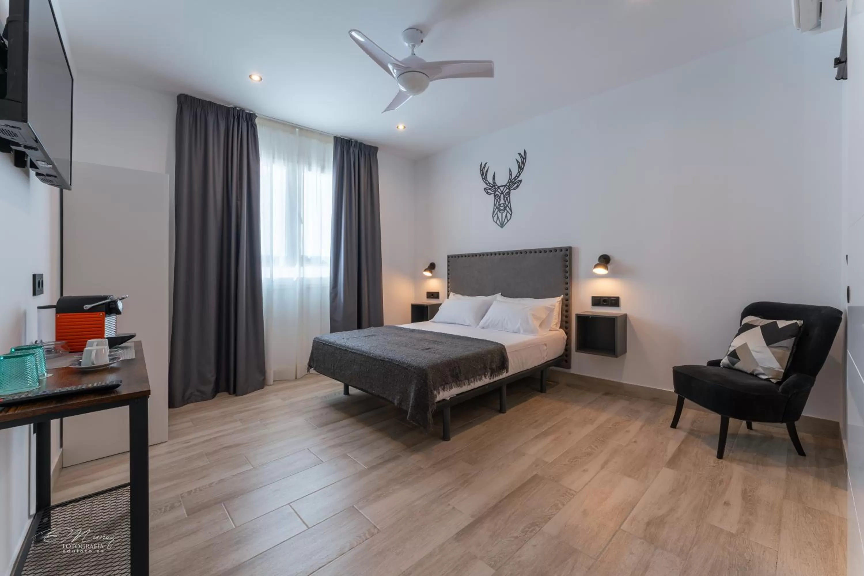 Photo of the whole room in La Posada del Teatro H Boutique