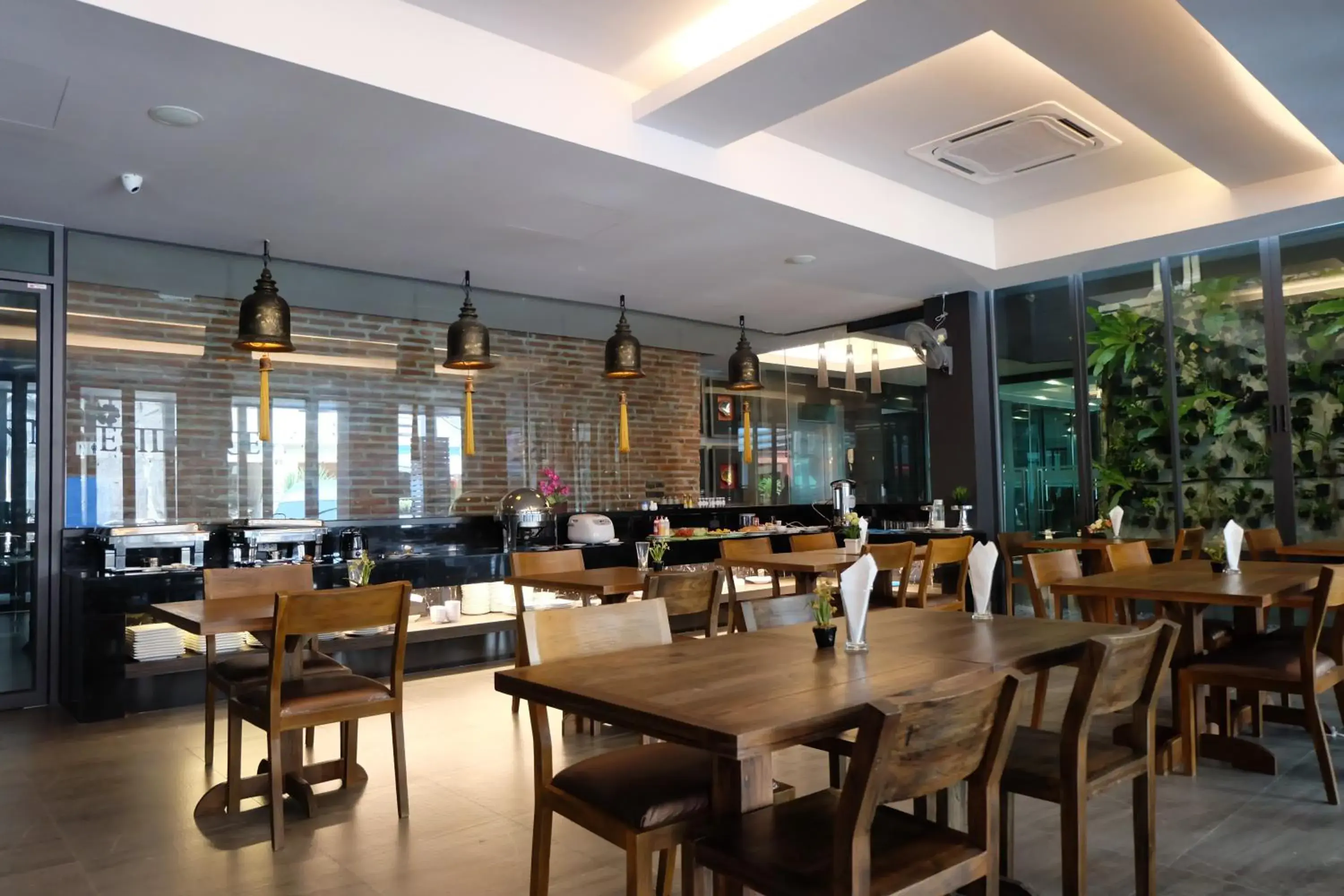 Restaurant/places to eat in Inn Residence Serviced Suites - SHA Extra Plus Restaurant/places to eat in Inn Residence Serviced Suites - SHA Extra Plus