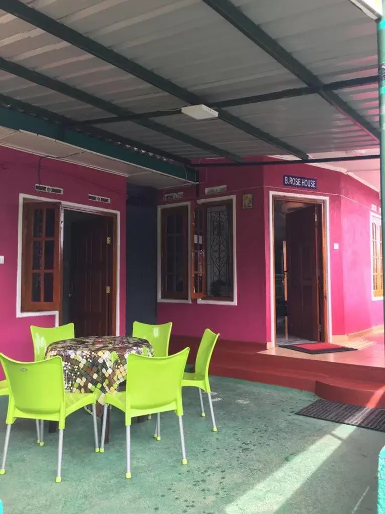 Budget Double Room in B.Rose House Budget Double Room in B.Rose House