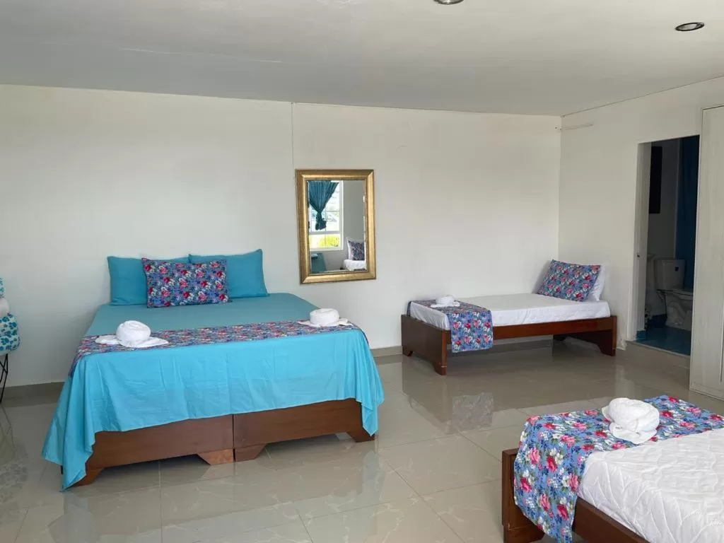 Bed in Paradise Lake Finca Hotel