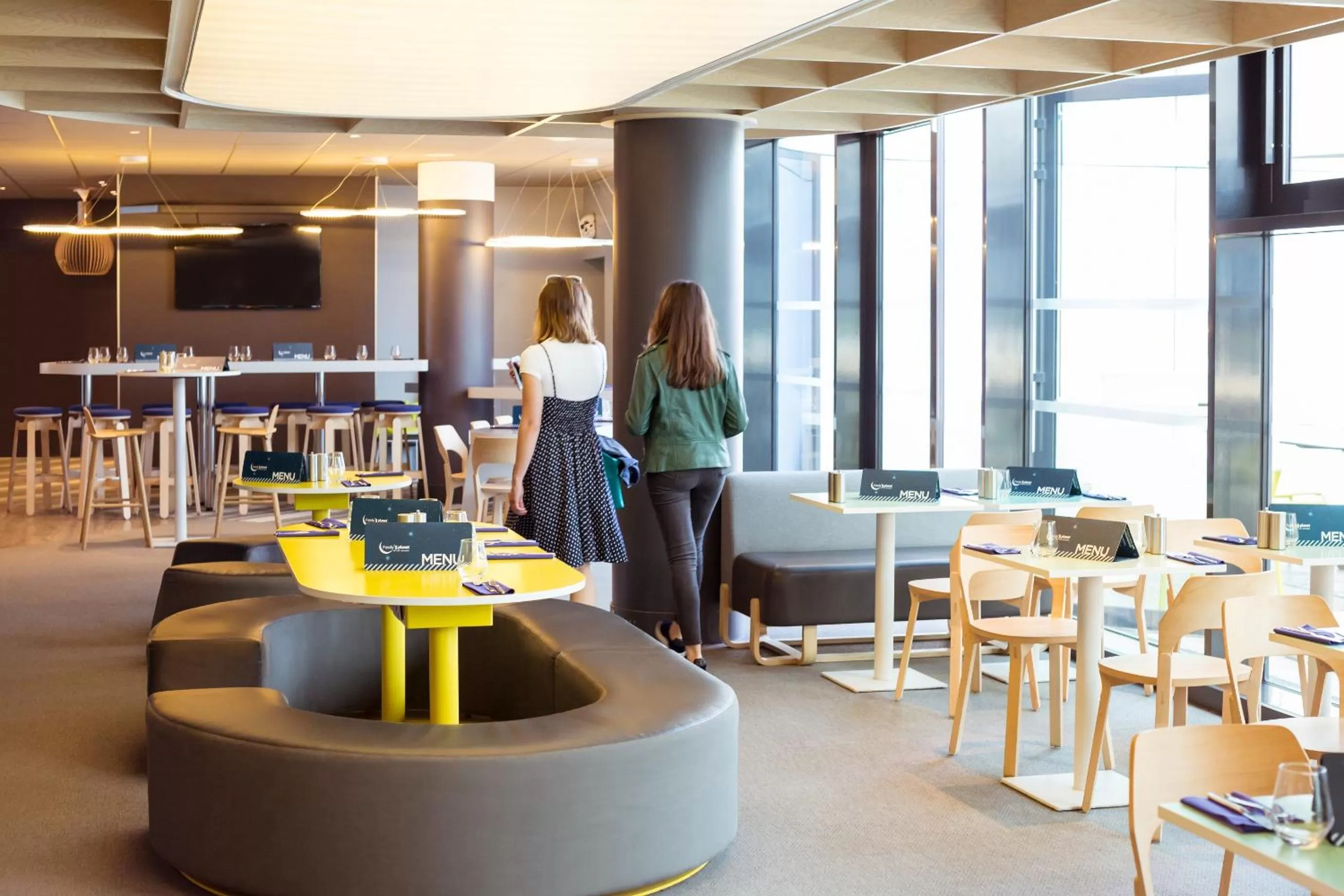 Restaurant/places to eat in ibis Styles Paris Charles de Gaulle Airport