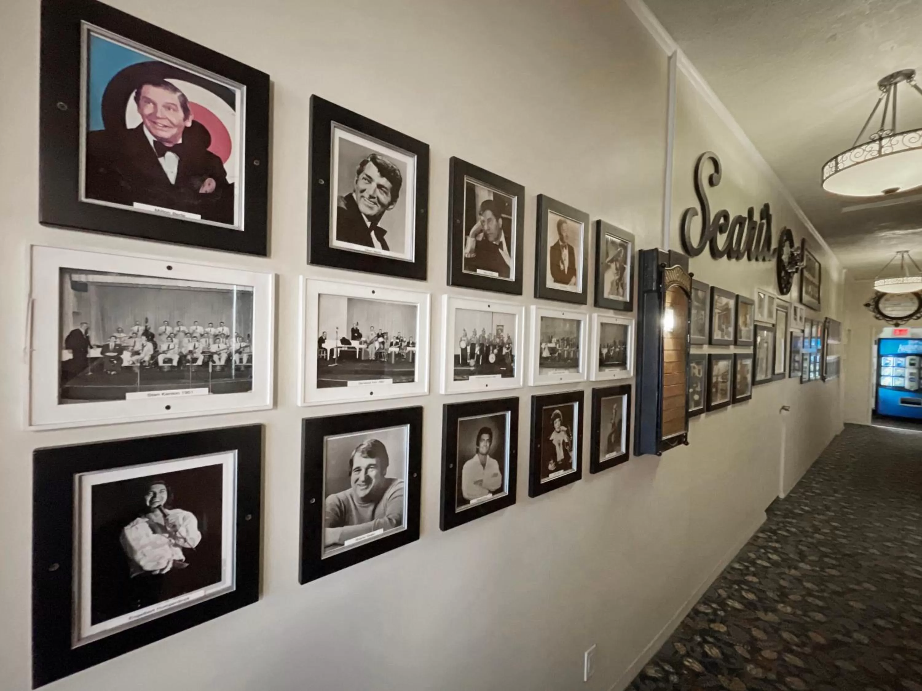 Catalina Courtyard Suites