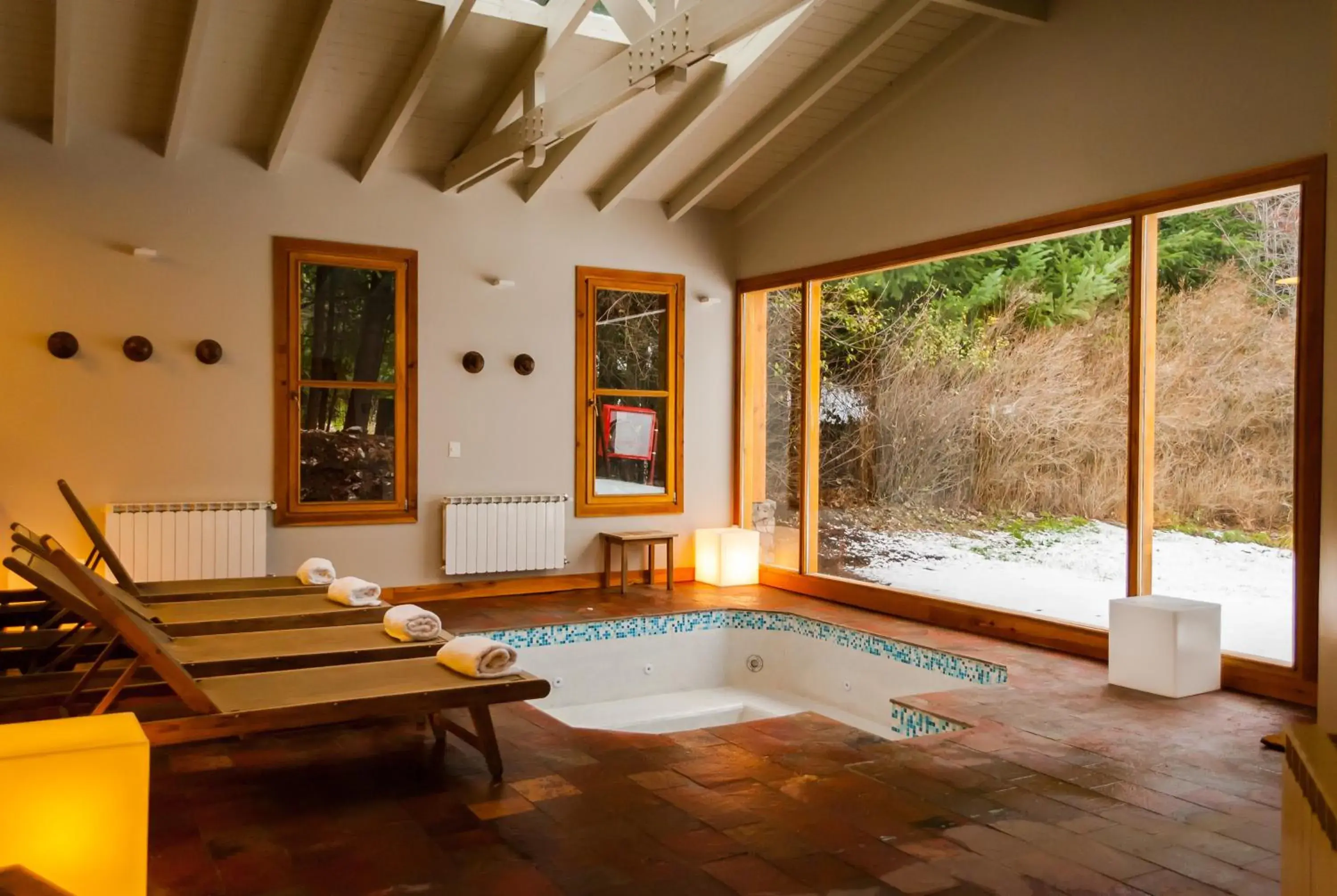 Hot Tub in La Escondida Casa de Huespedes & Spa
